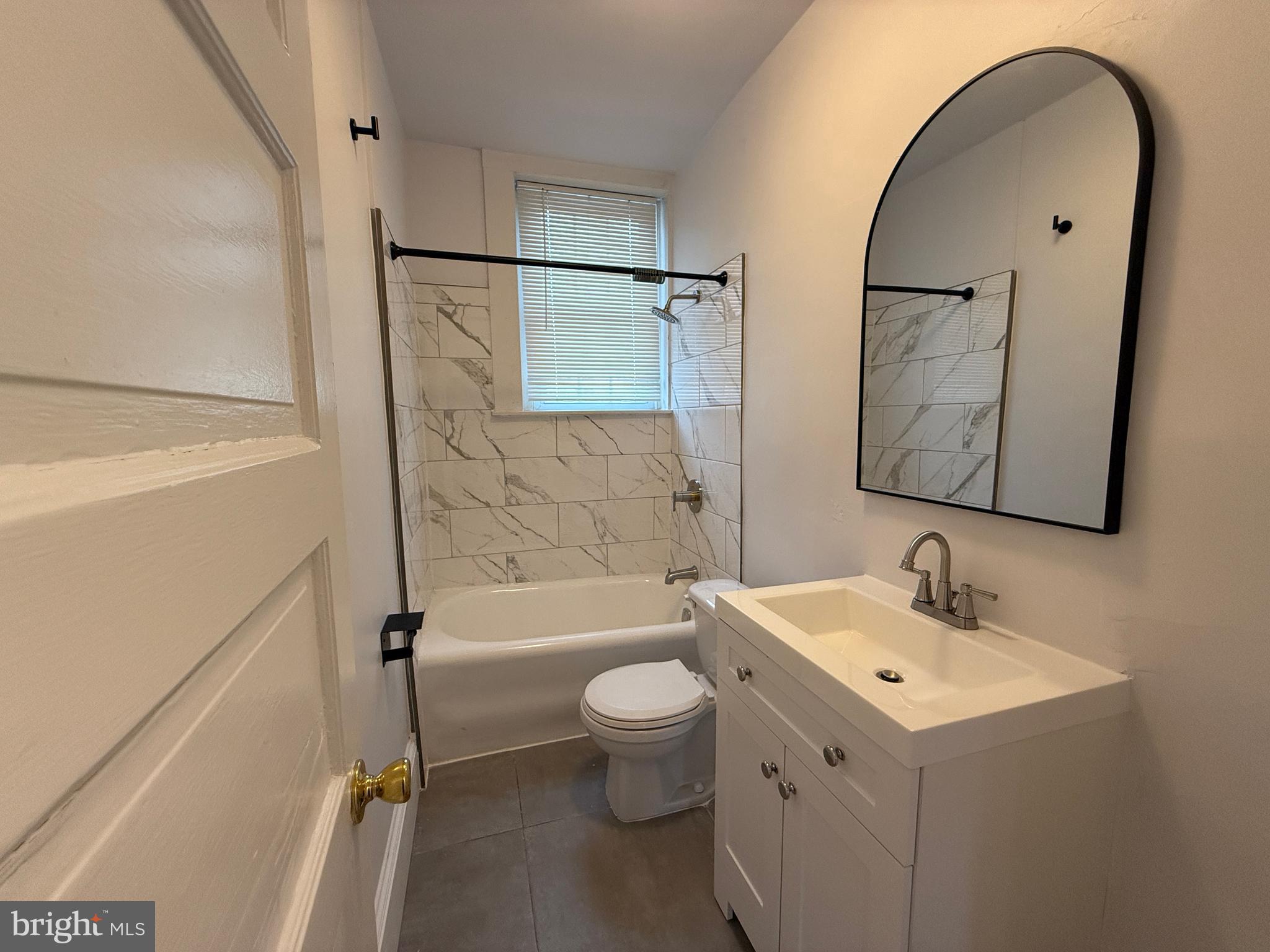 OLD TOWN - Residential Lease