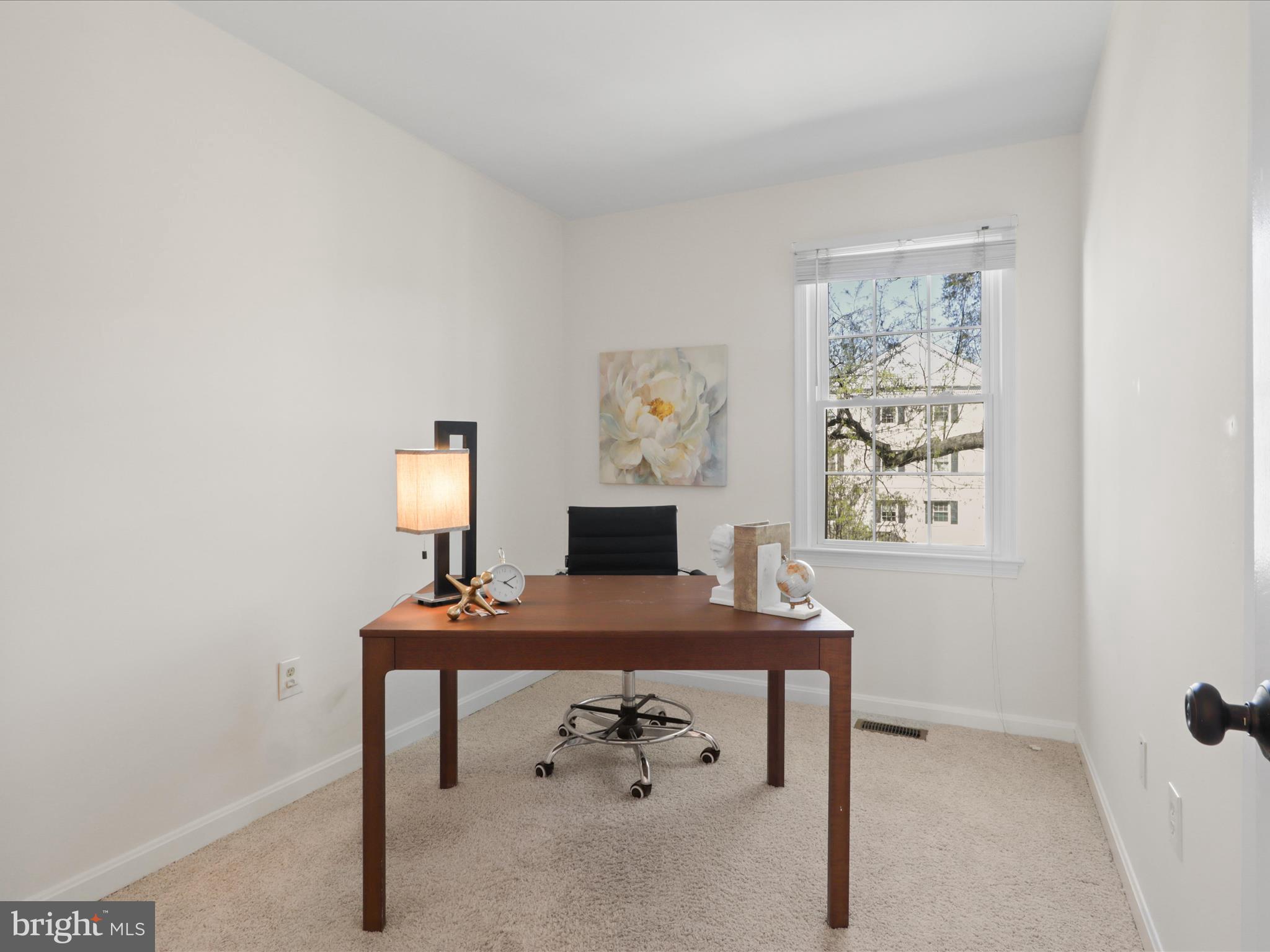 BRIGHTON SQUARE - Residential