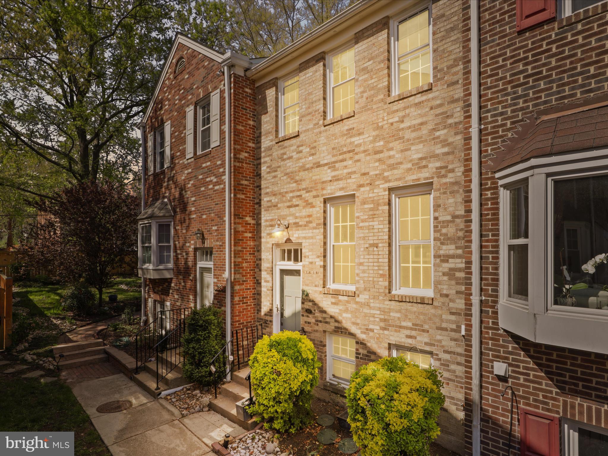 BRIGHTON SQUARE - Residential