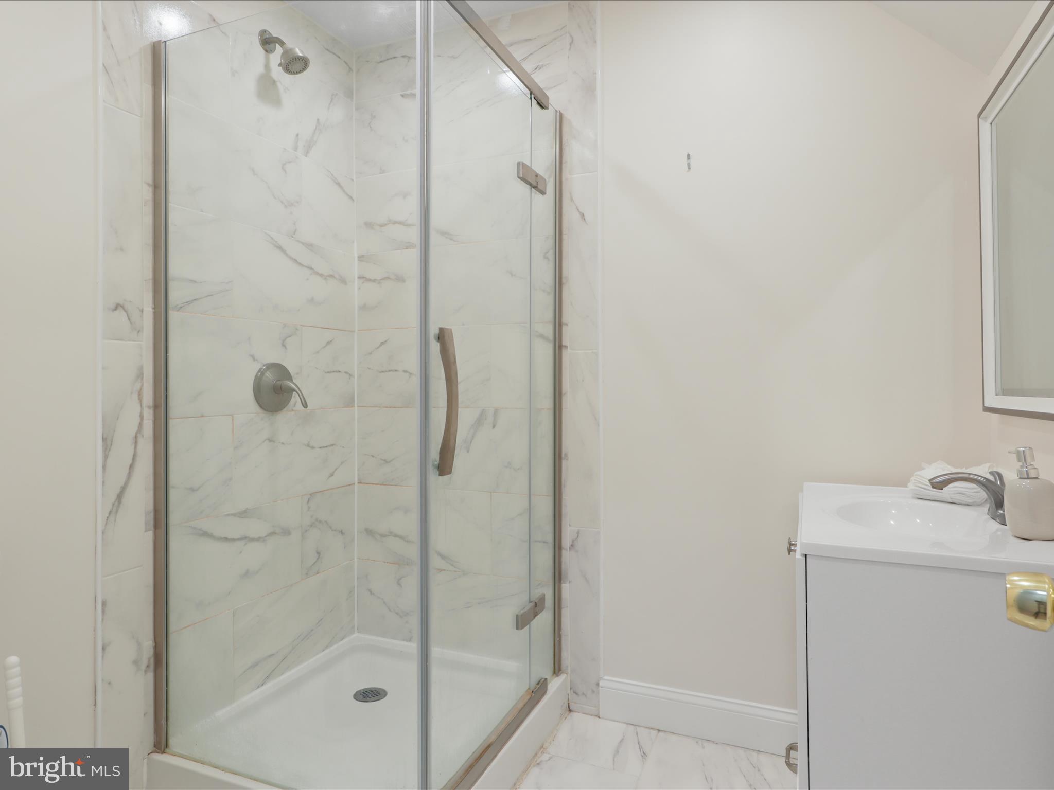 BRIGHTON SQUARE - Residential