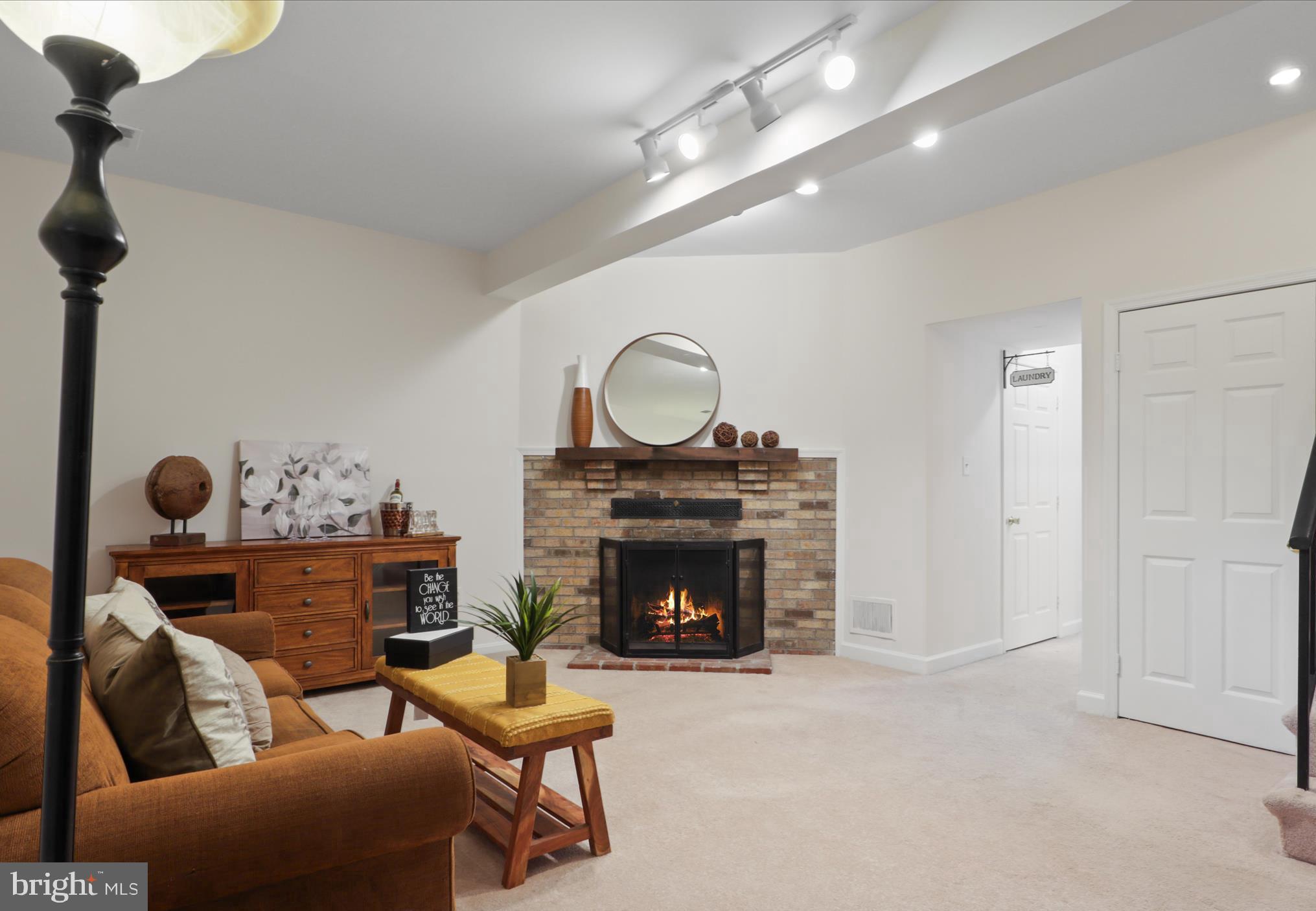 BRIGHTON SQUARE - Residential