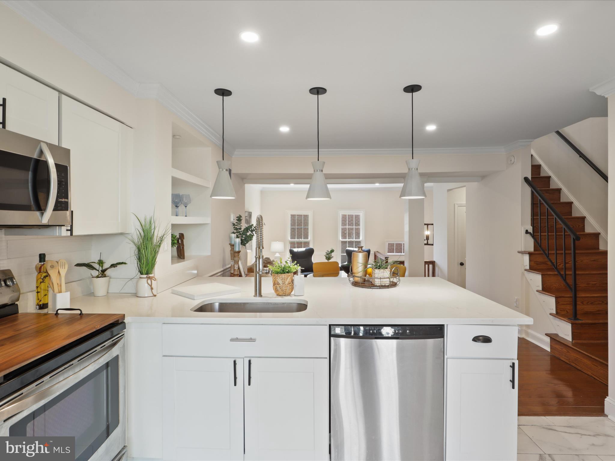 BRIGHTON SQUARE - Residential