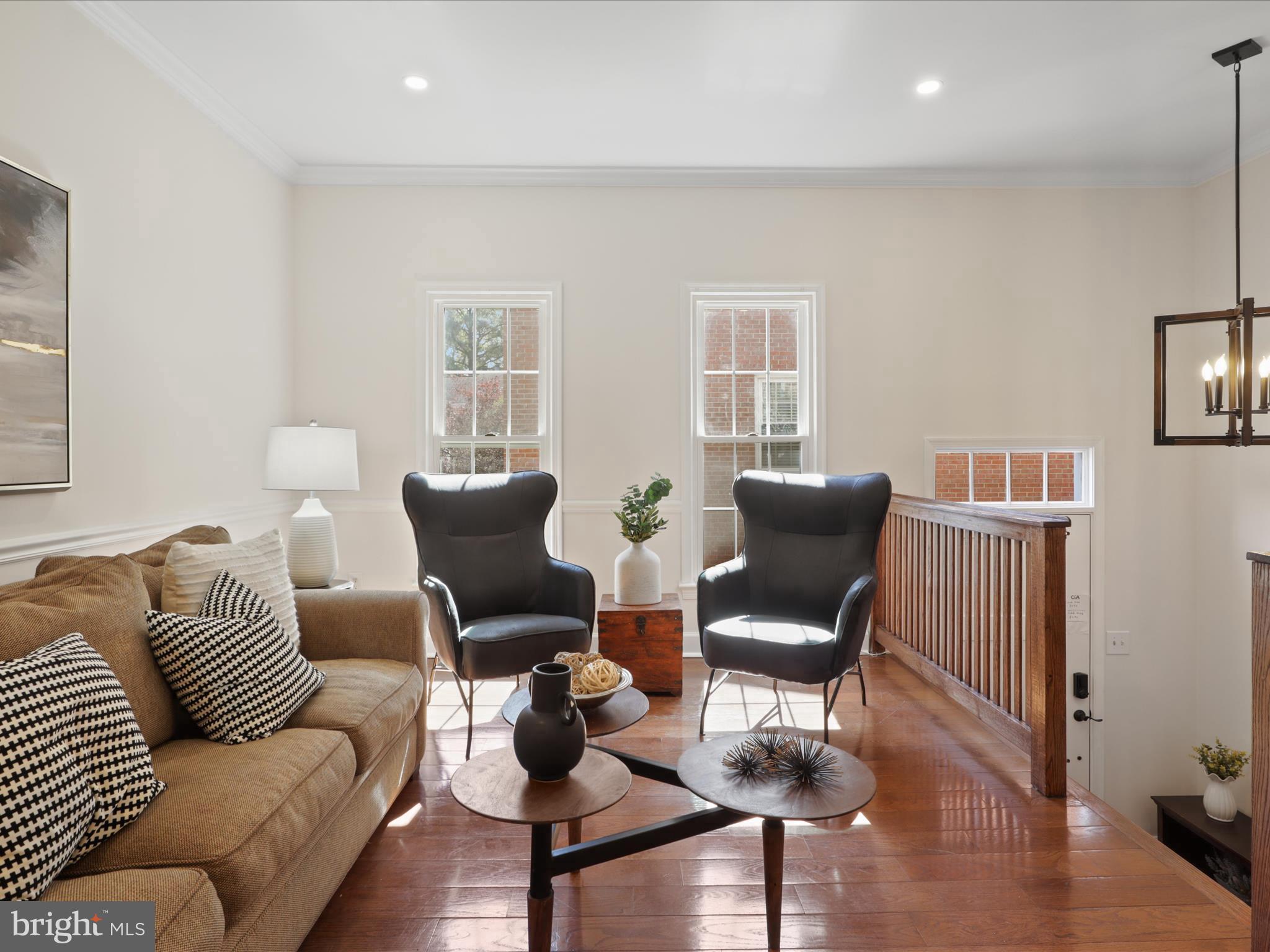 BRIGHTON SQUARE - Residential