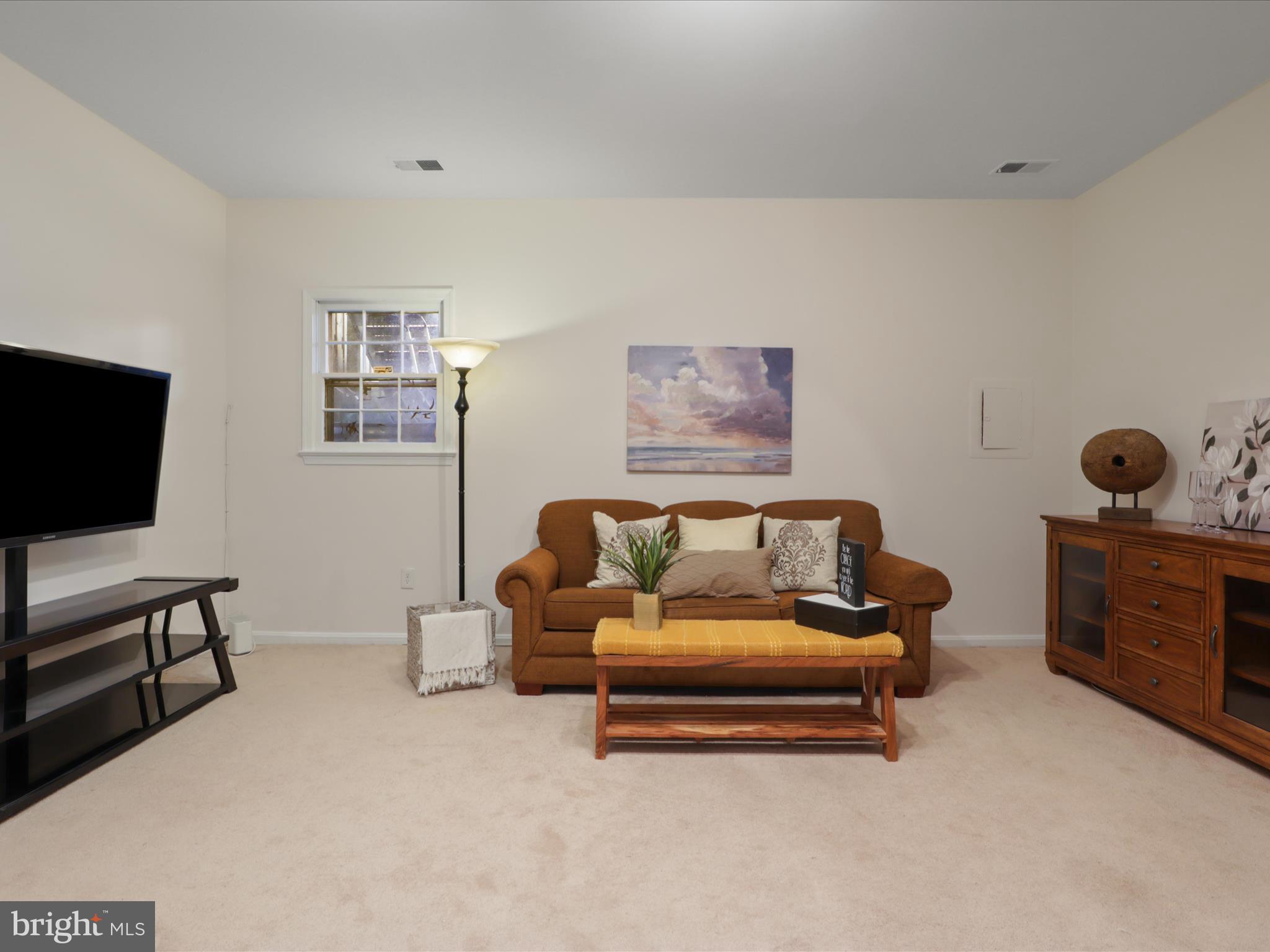 BRIGHTON SQUARE - Residential