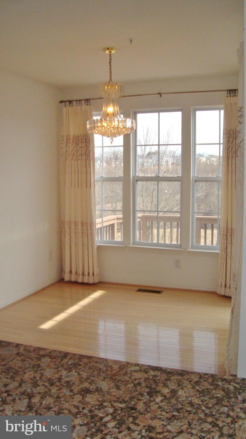 HOLLIFIELD STATION - Residential Lease