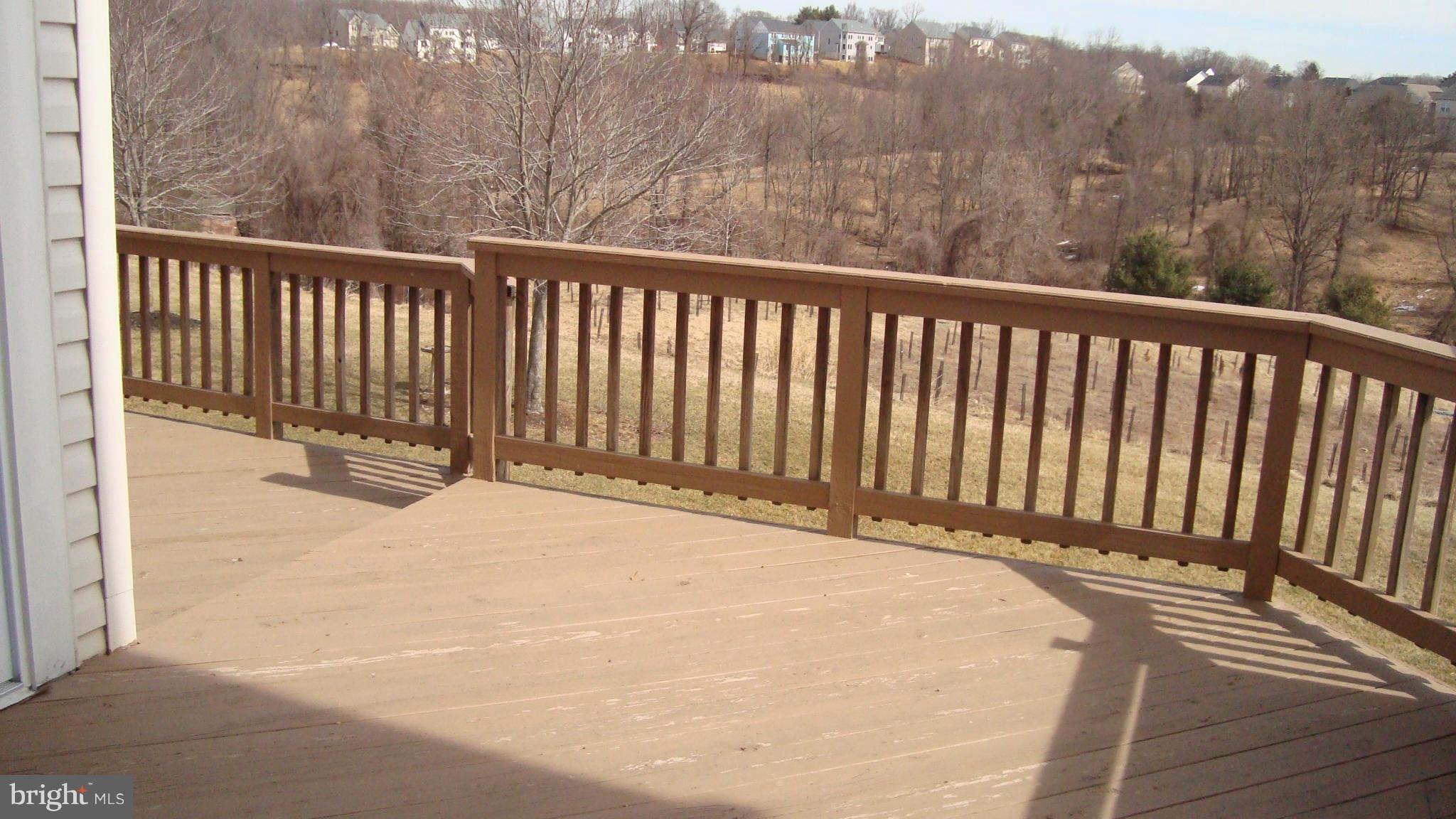 HOLLIFIELD STATION - Residential Lease