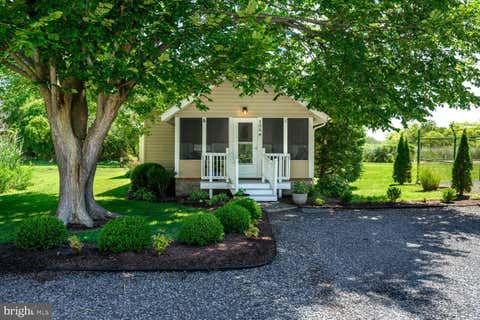Homes For Sale - 104 Bonfield Avenue<br/> Talbot County, OXFORD, MD 21654