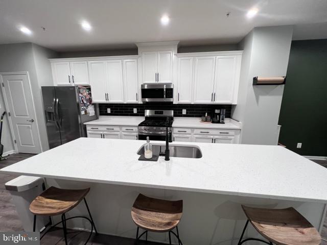 METRO POINTE - Residential Lease