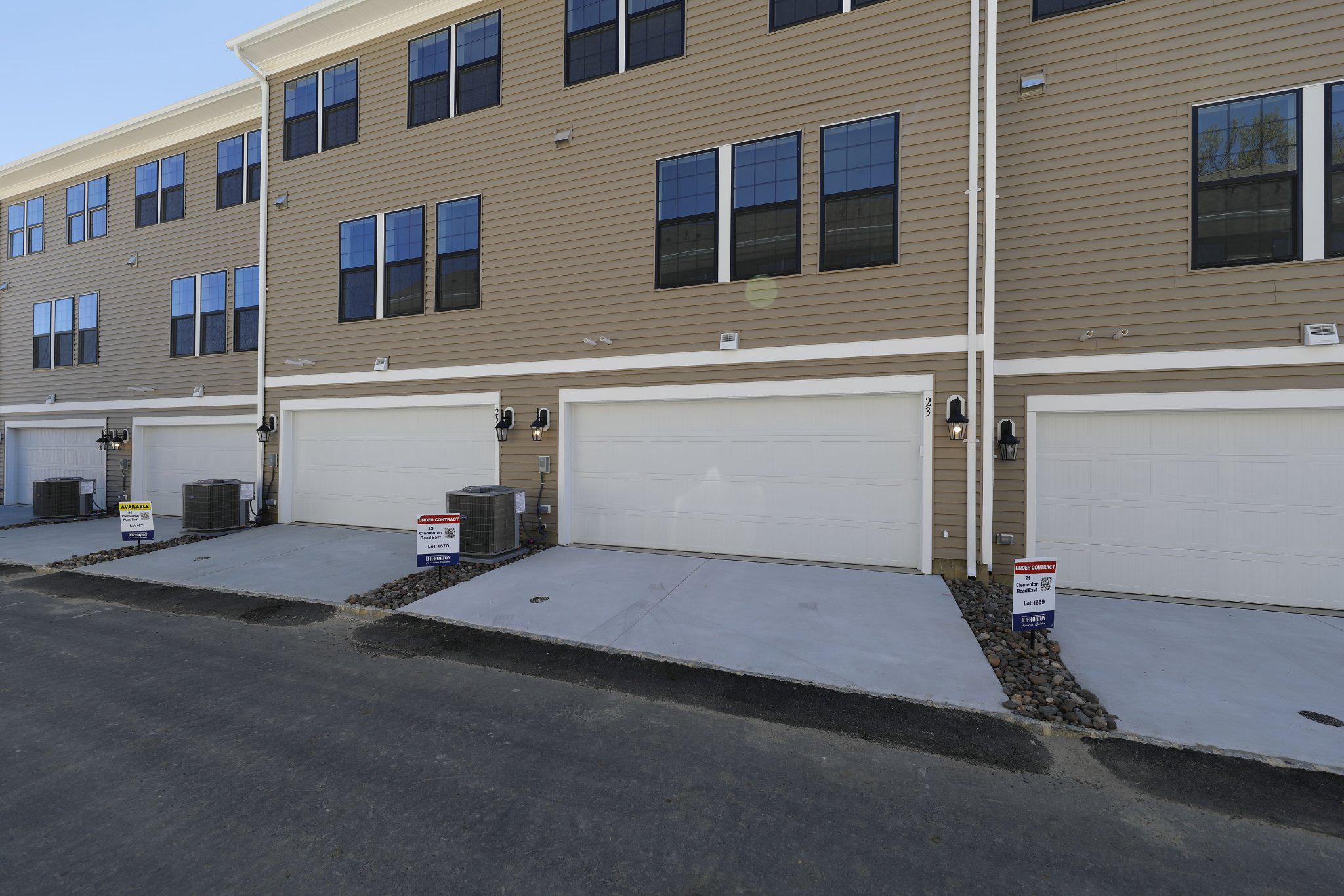 23 E CLEMENTON ROAD