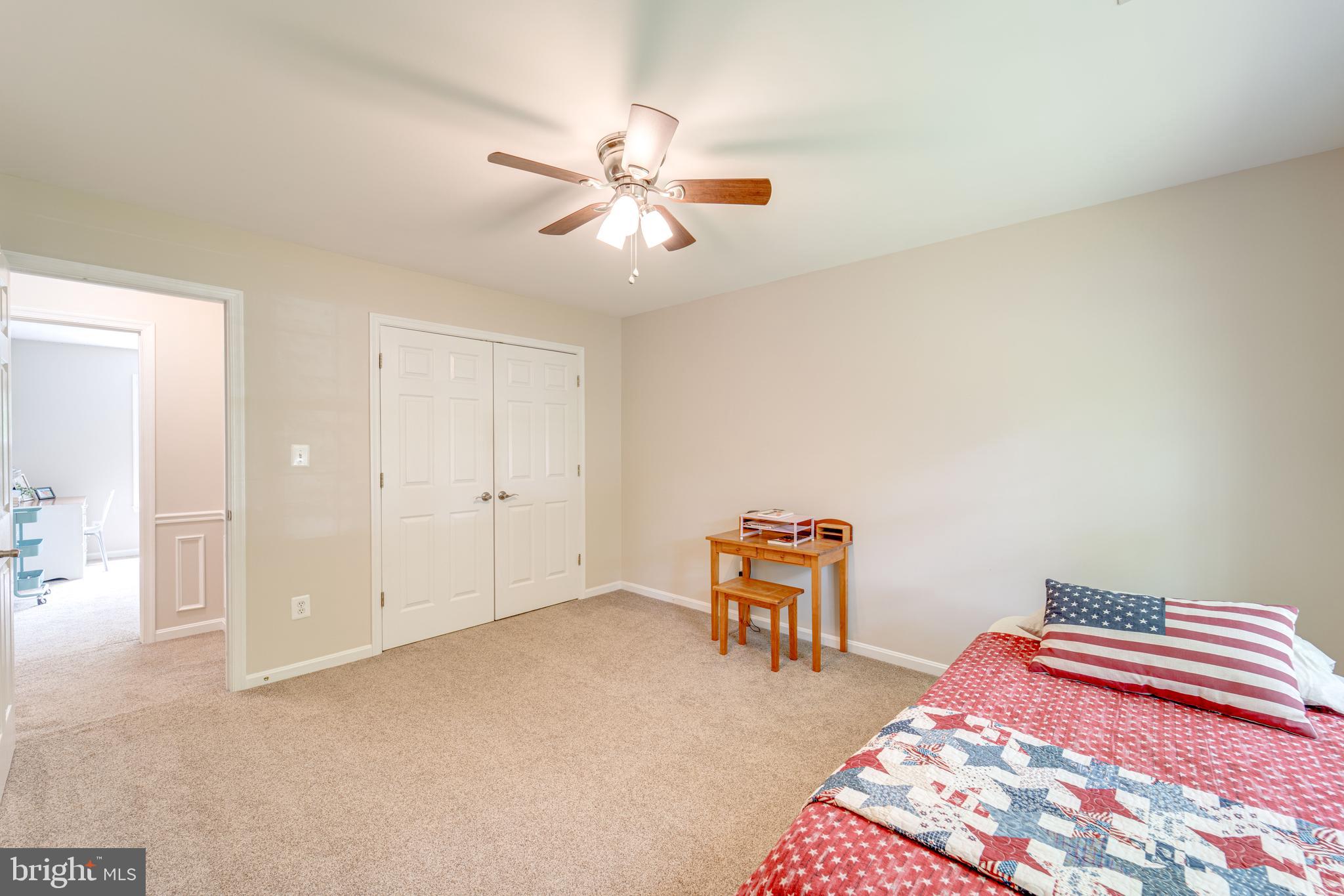 FOX DEN ESTATES - Residential