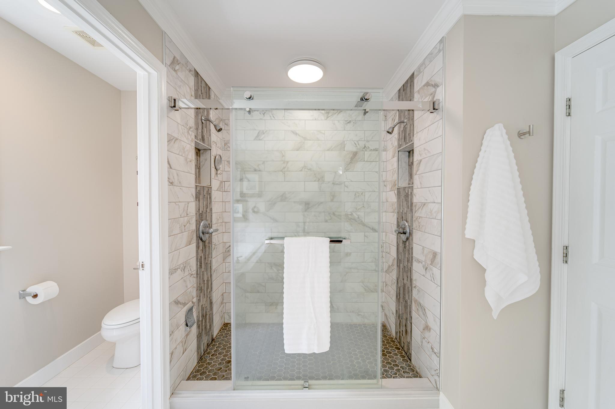 FOX DEN ESTATES - Residential