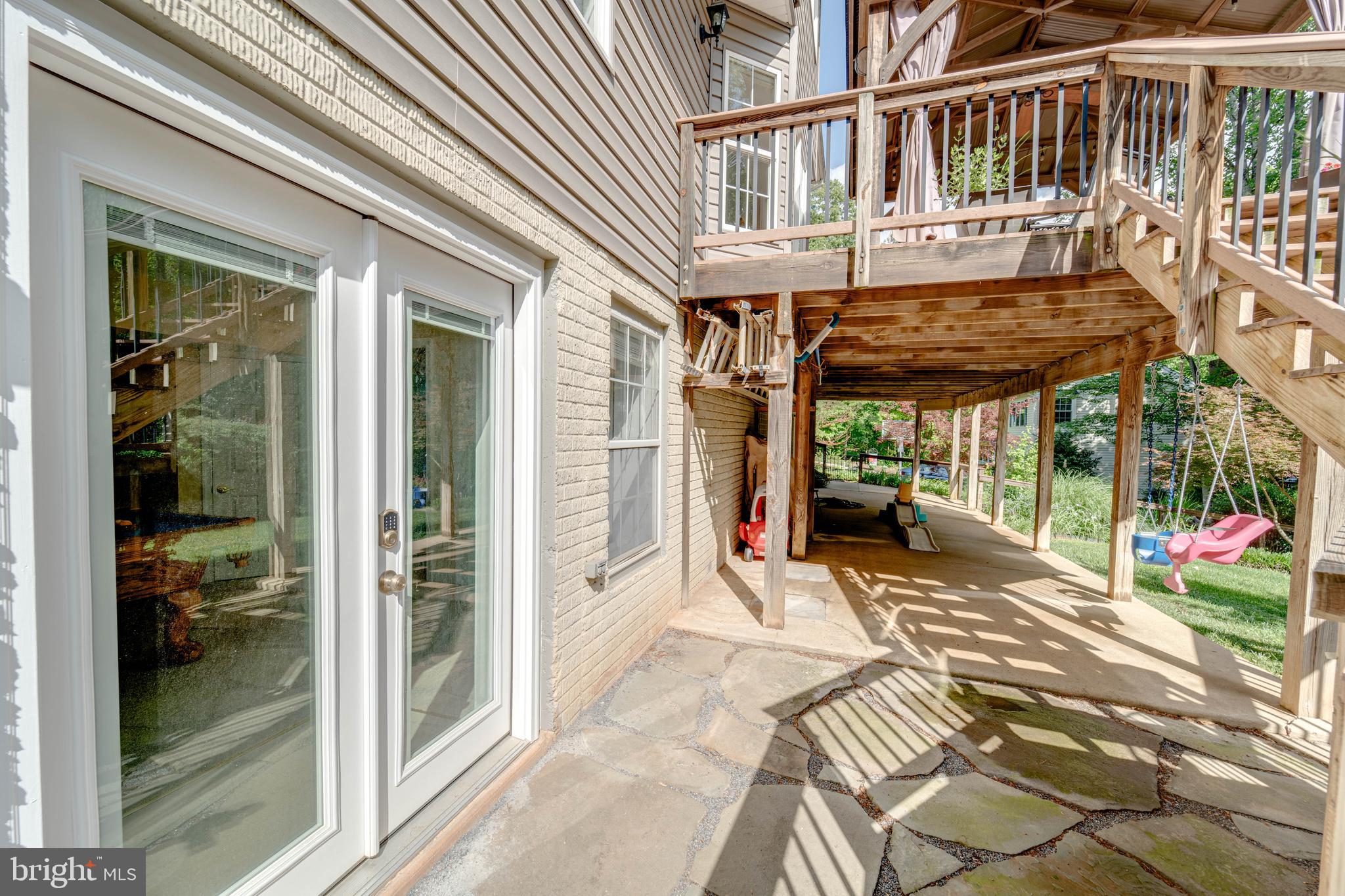 FOX DEN ESTATES - Residential