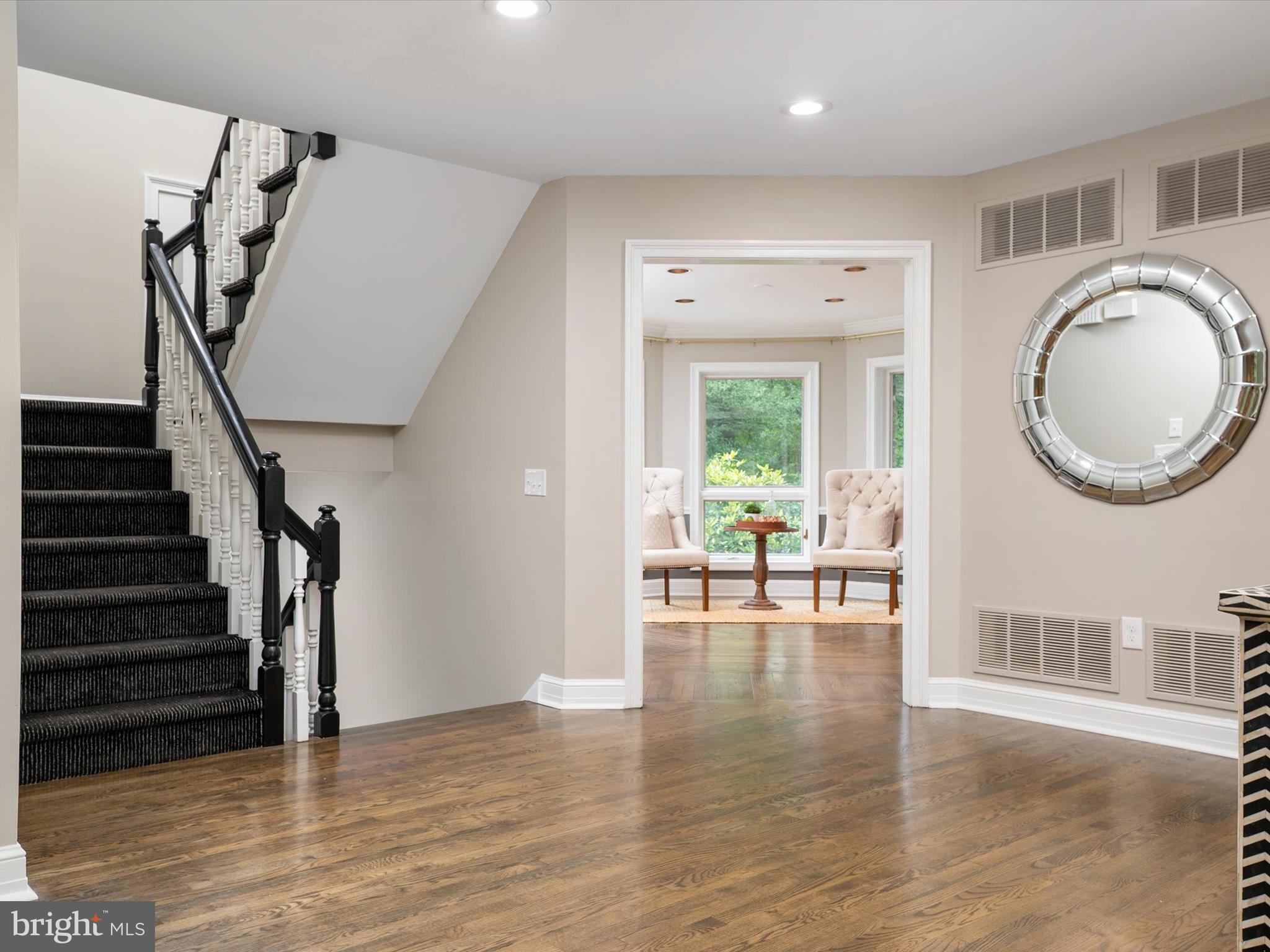 THE DOWNS - Residential