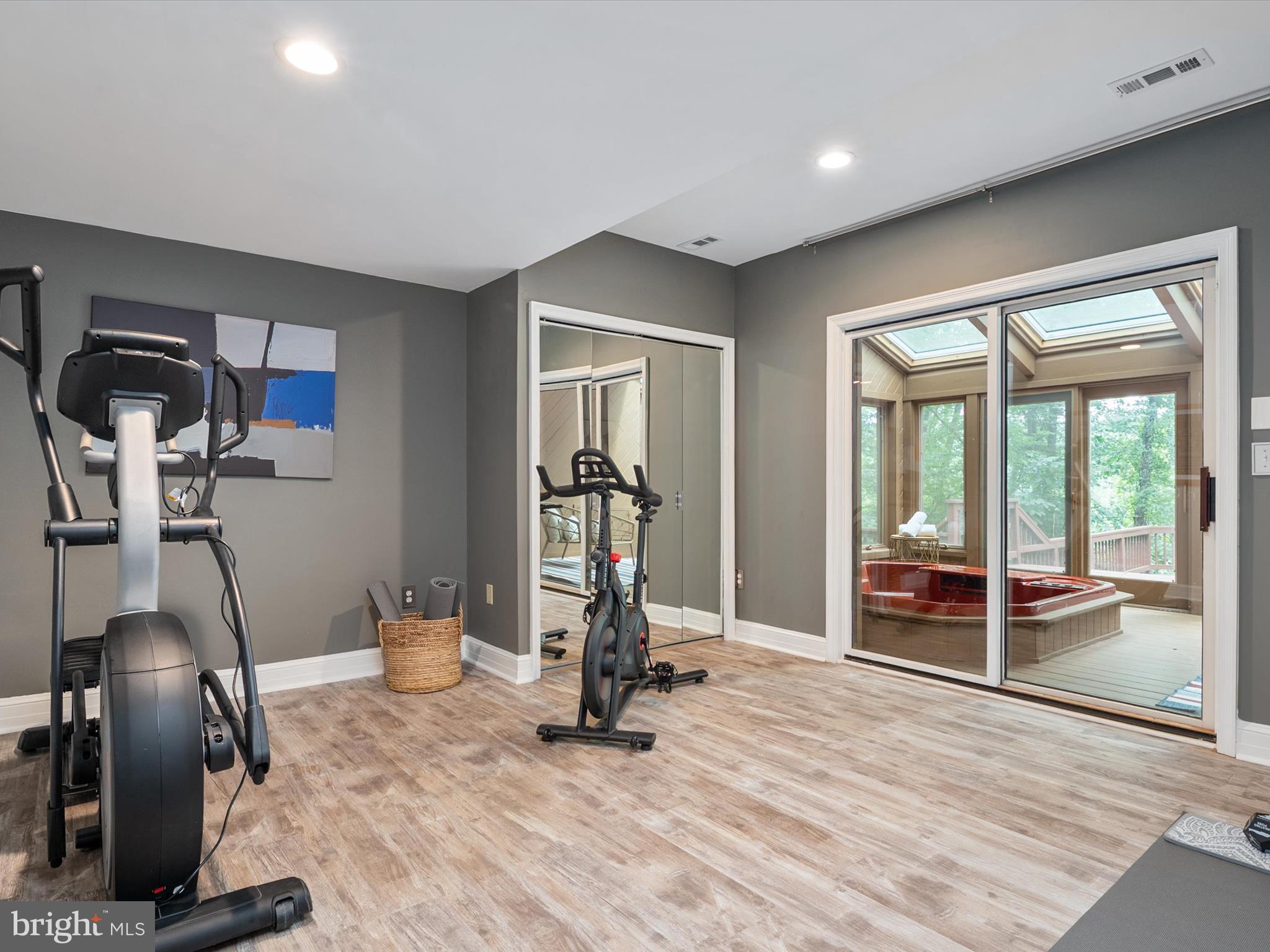 THE DOWNS - Residential