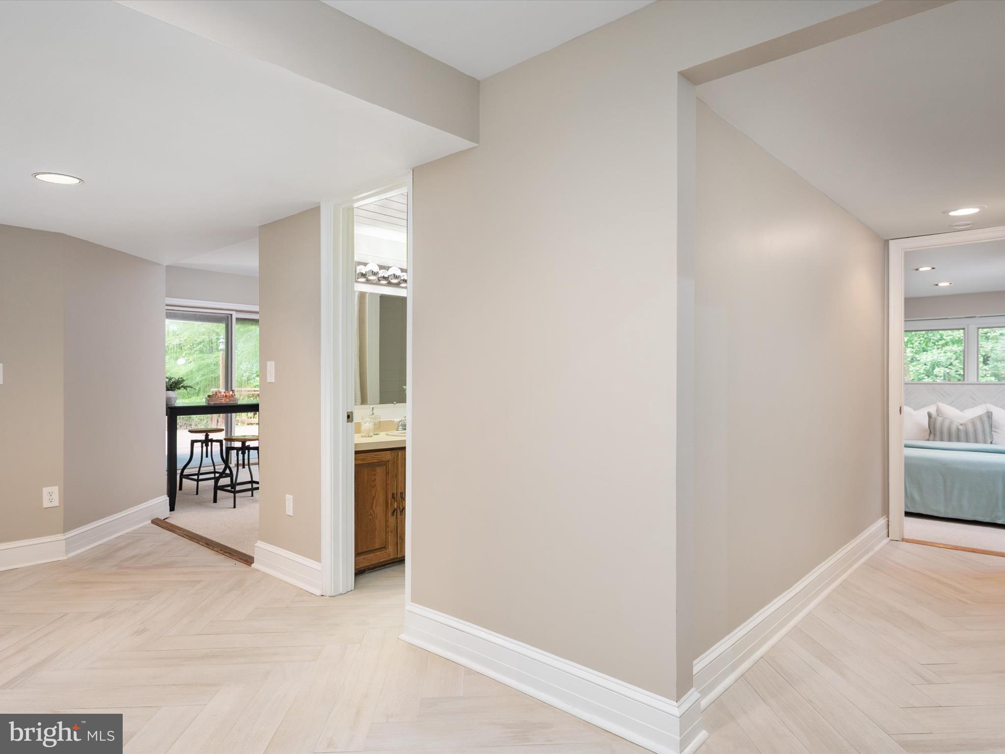 THE DOWNS - Residential