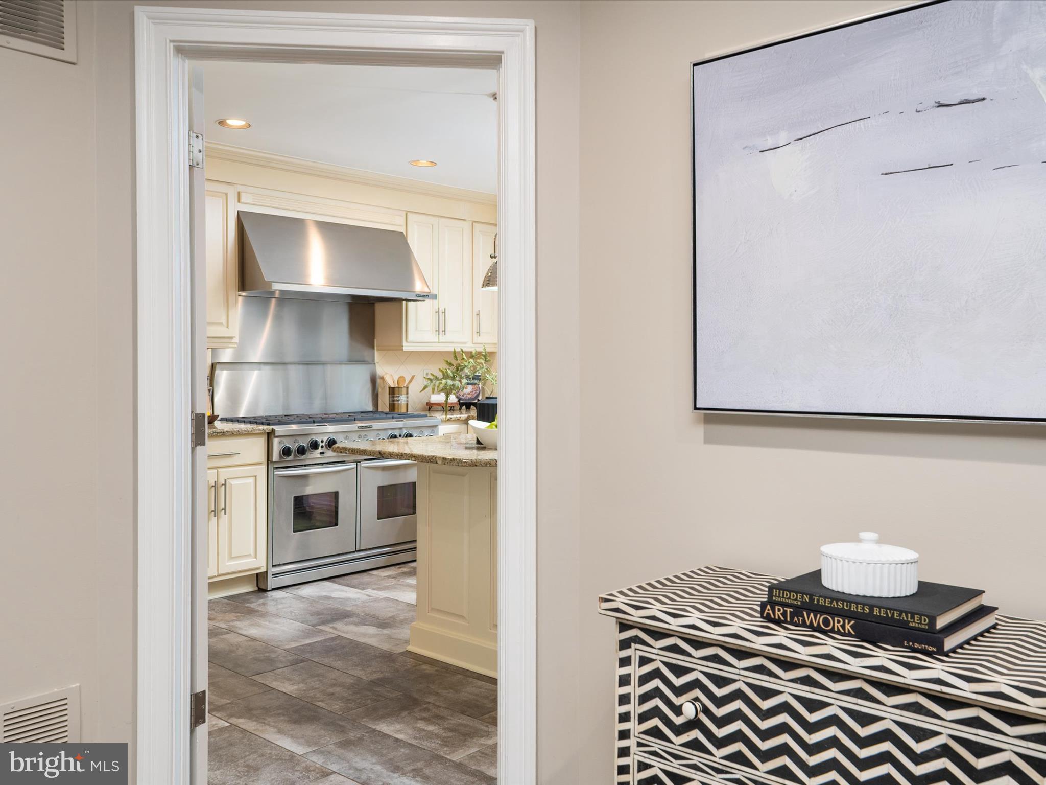 THE DOWNS - Residential