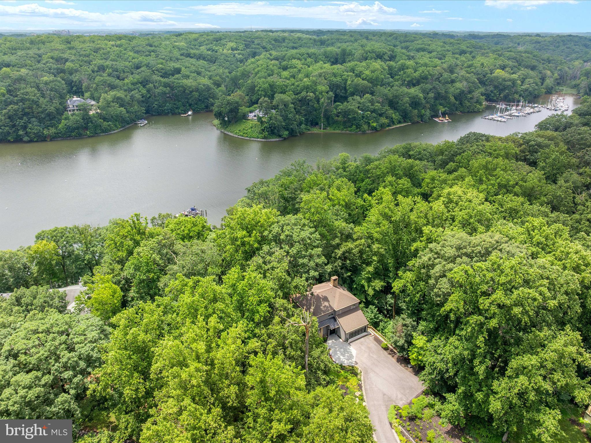 THE DOWNS - Residential