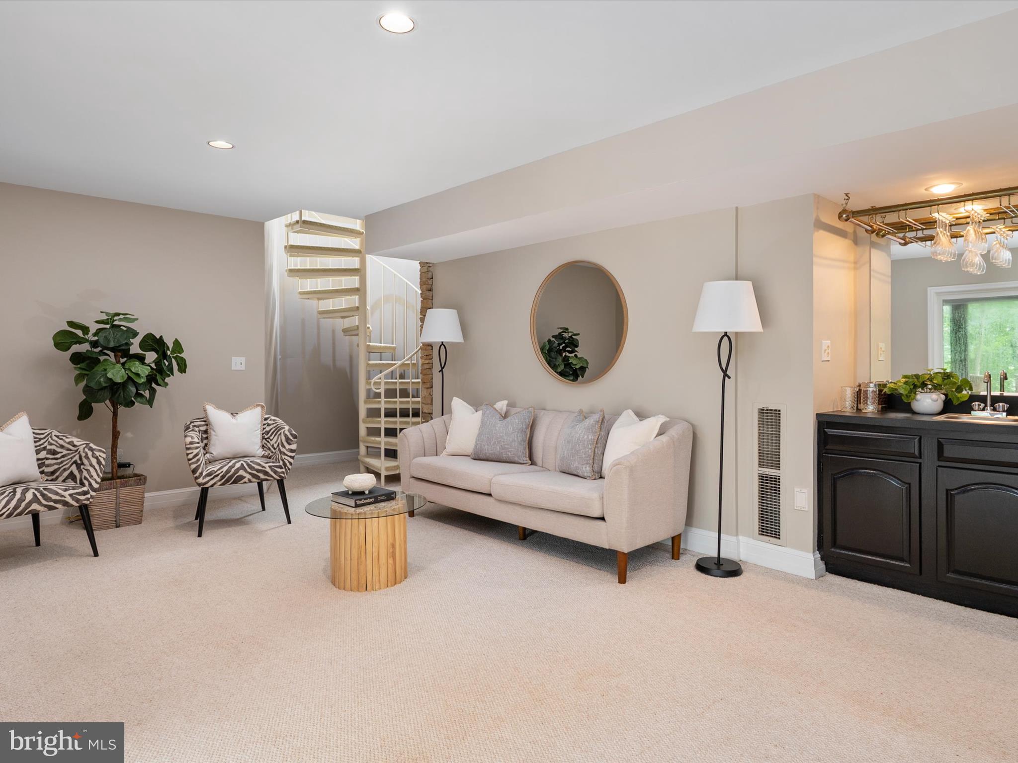 THE DOWNS - Residential