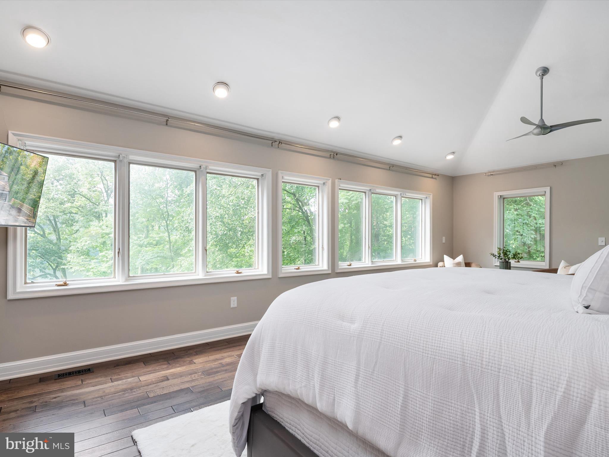 THE DOWNS - Residential