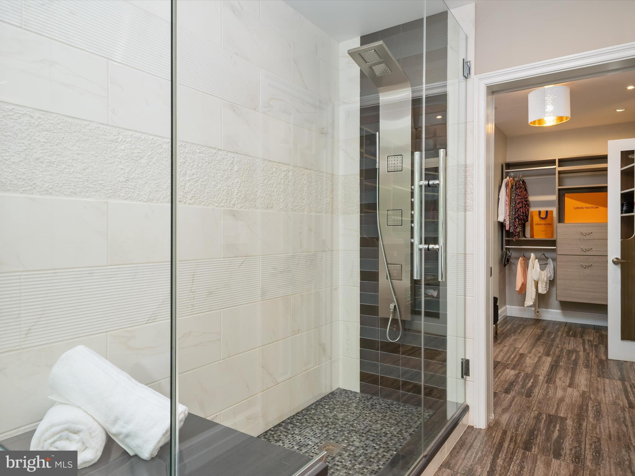 THE DOWNS - Residential