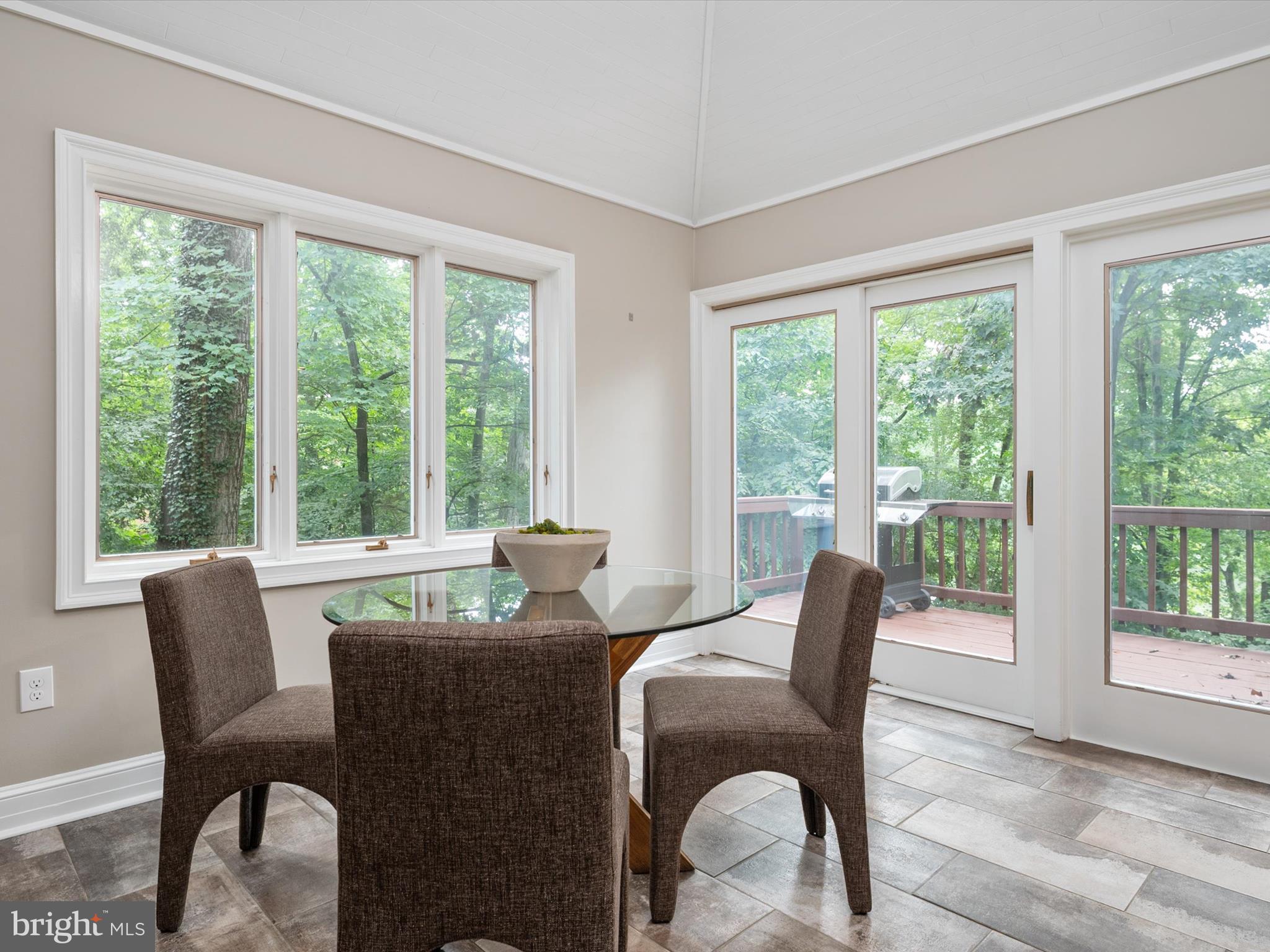 THE DOWNS - Residential