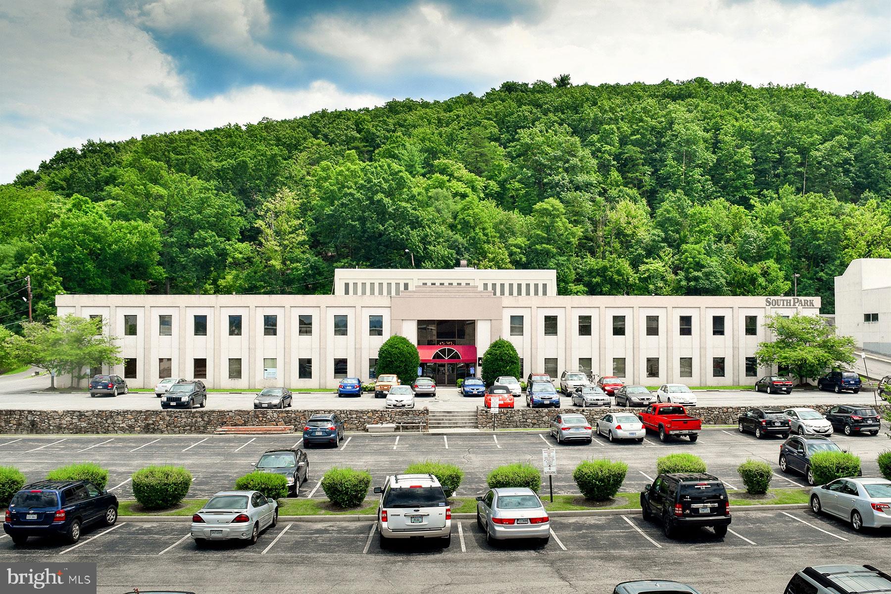 SOUTH ROANOKE - Commercial Sale