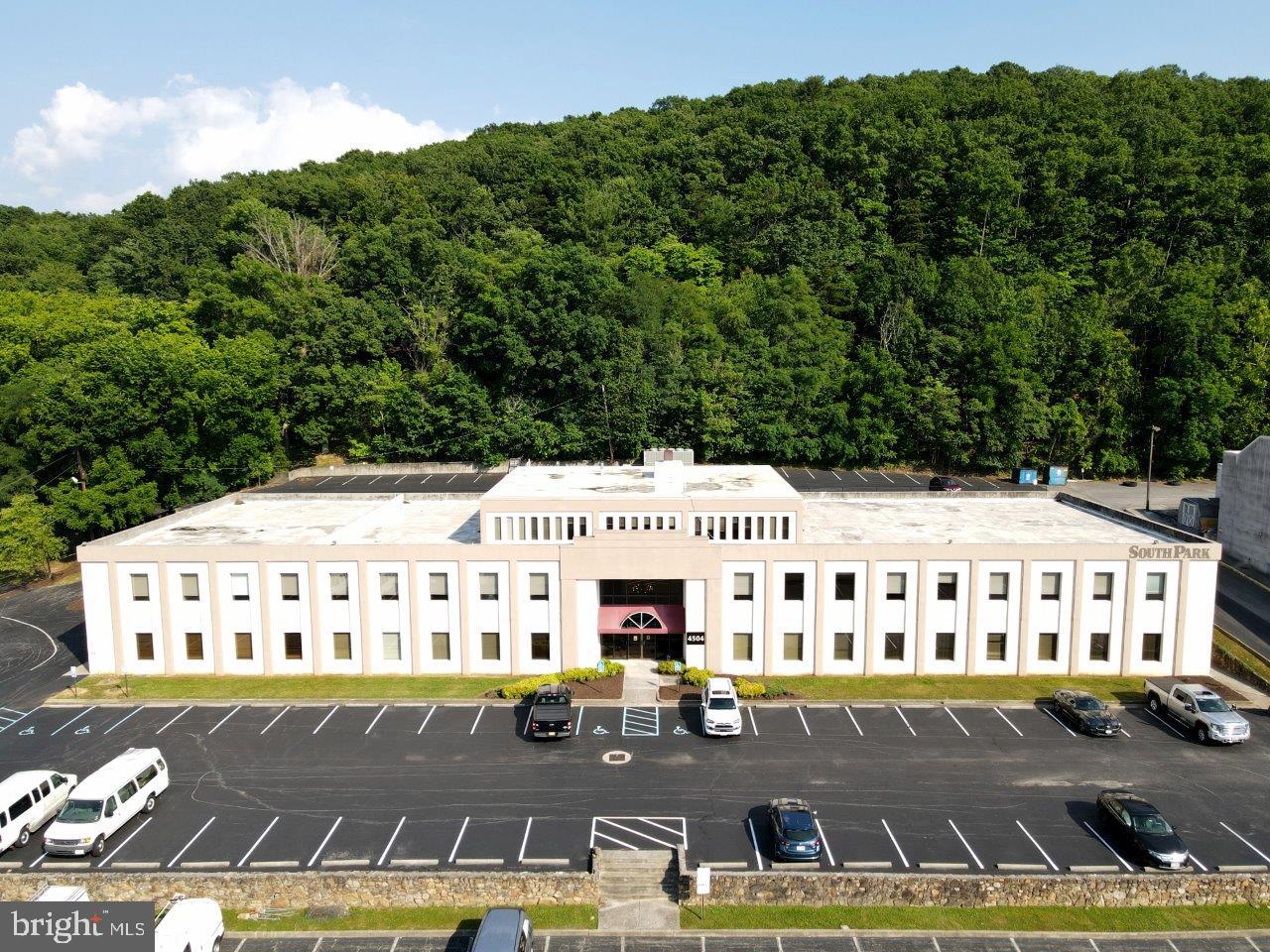 SOUTH ROANOKE - Commercial Sale