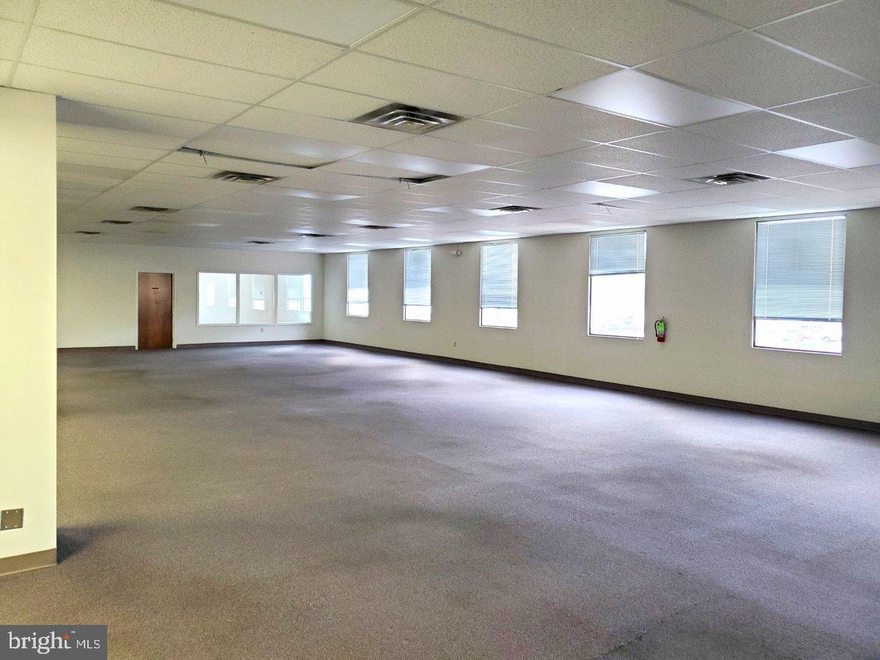 SOUTH ROANOKE - Commercial Sale