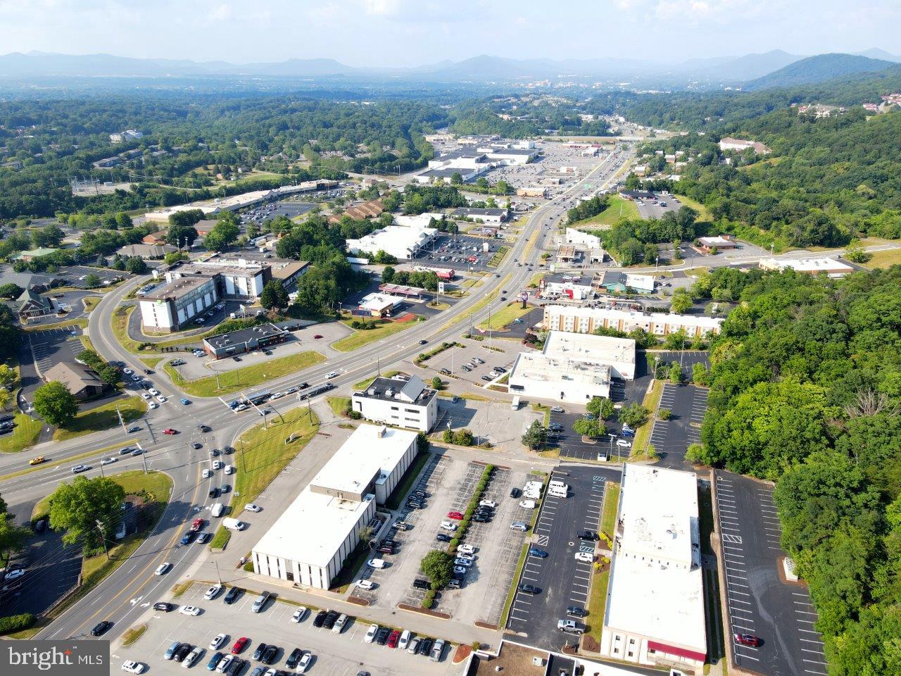 SOUTH ROANOKE - Commercial Sale