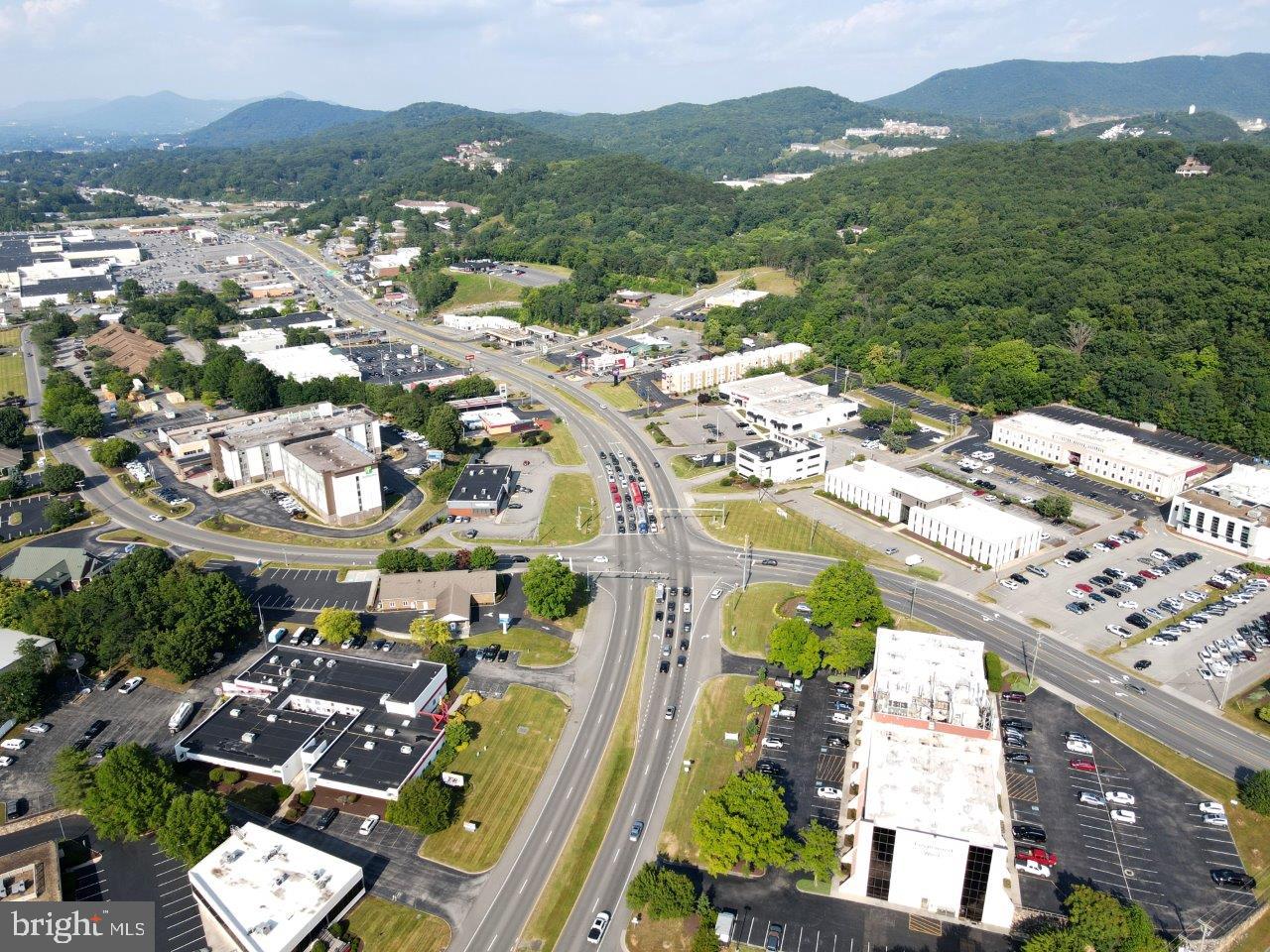 SOUTH ROANOKE - Commercial Sale