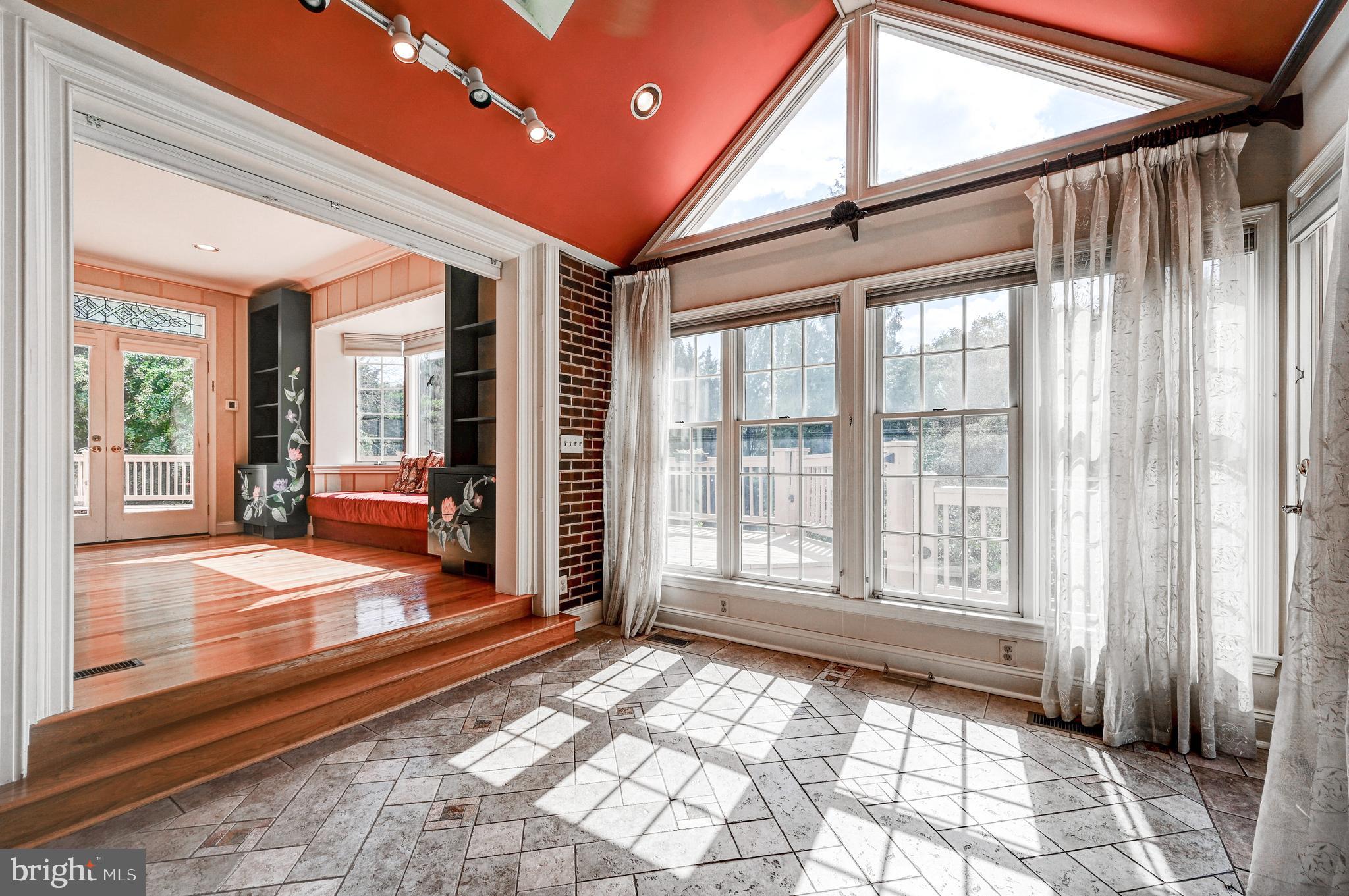 HILLSTEAD - Residential