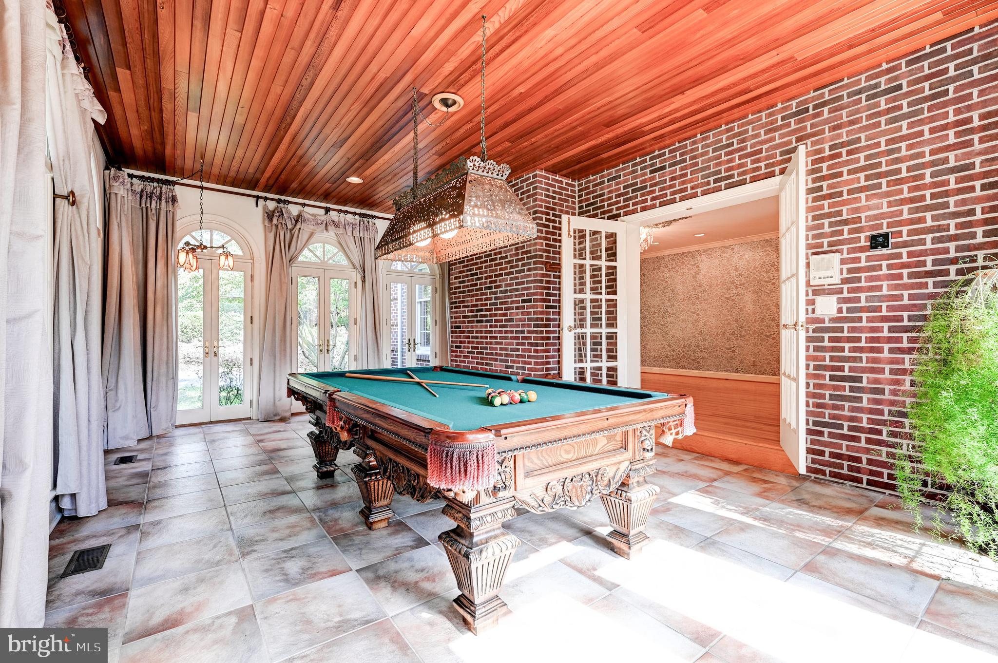 HILLSTEAD - Residential