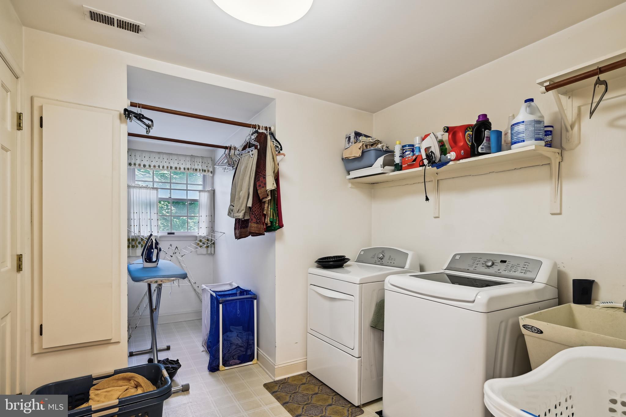 HILLSTEAD - Residential