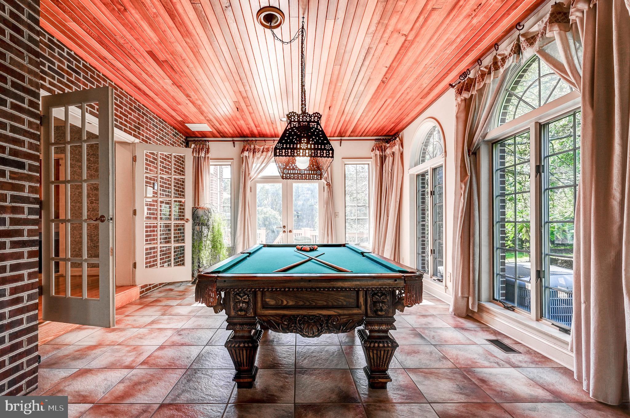 HILLSTEAD - Residential