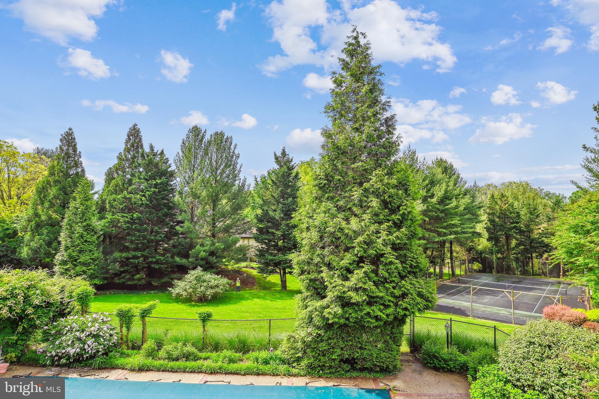 HILLSTEAD - Residential