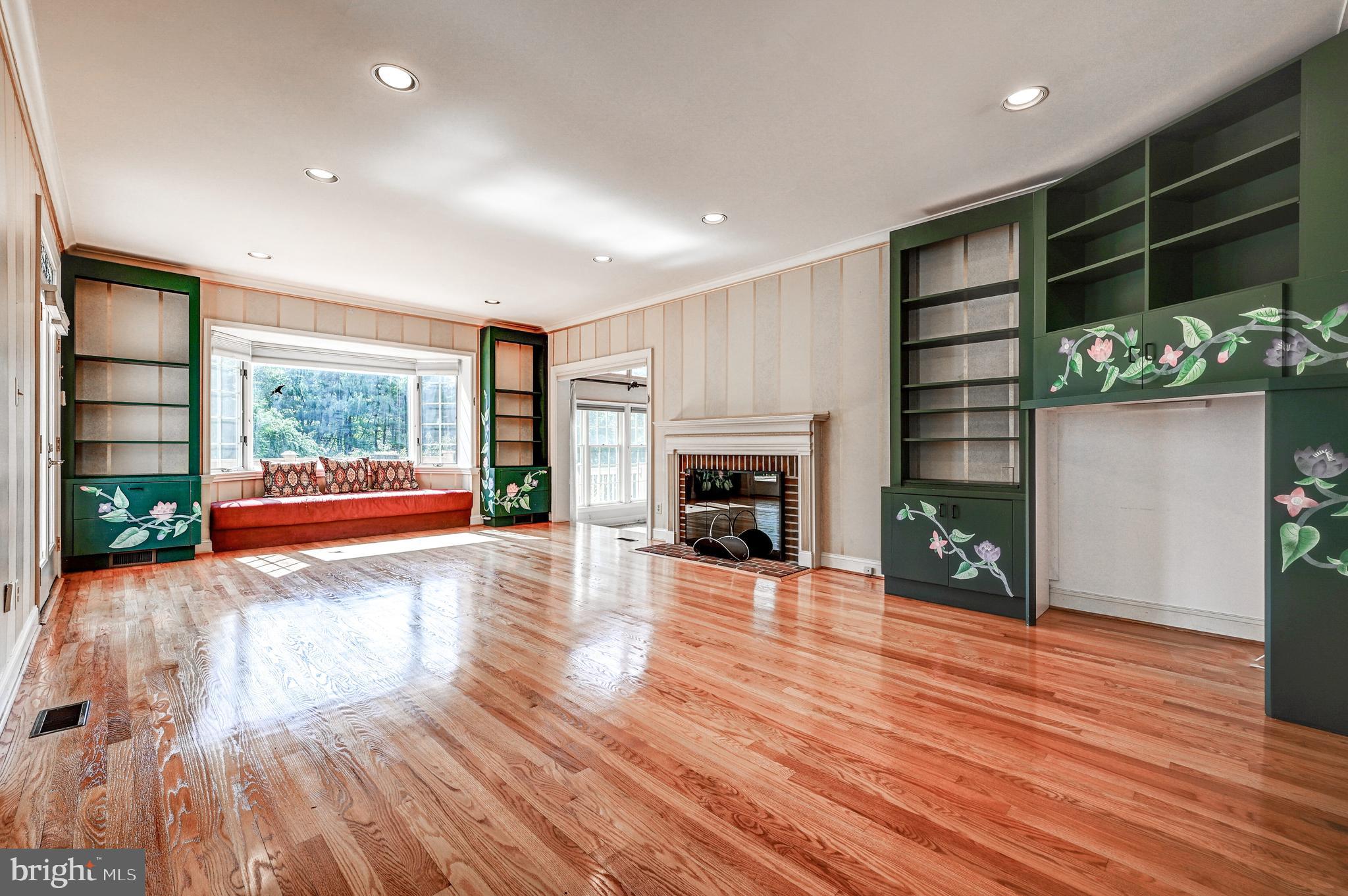 HILLSTEAD - Residential