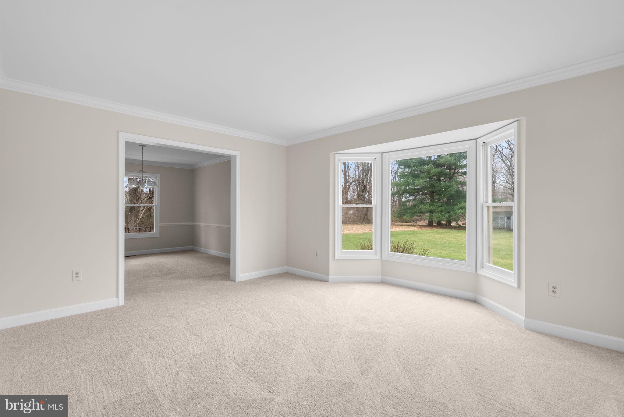 ROLLING KNOLLS - Residential