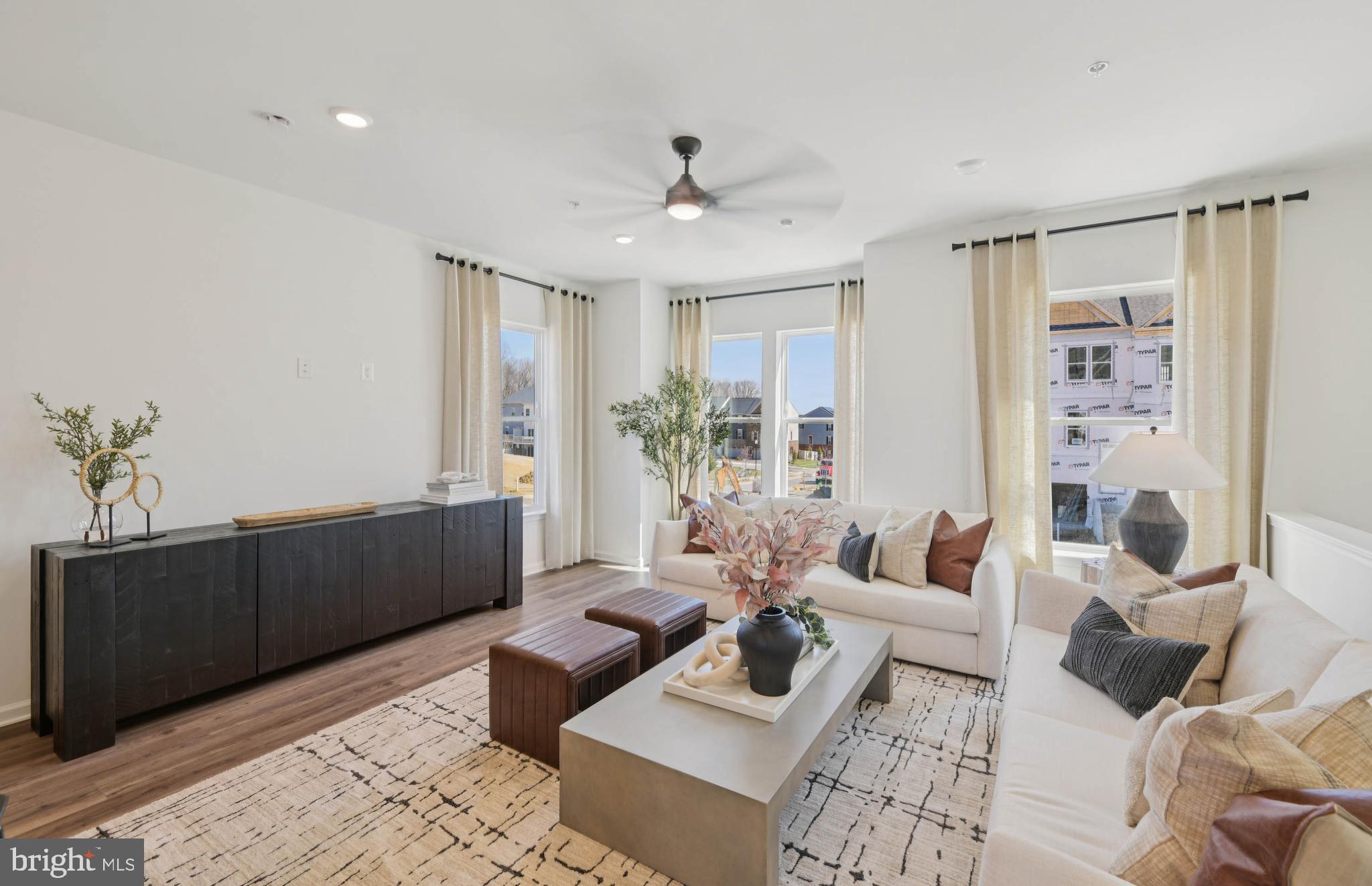 4119 MABEL COURT