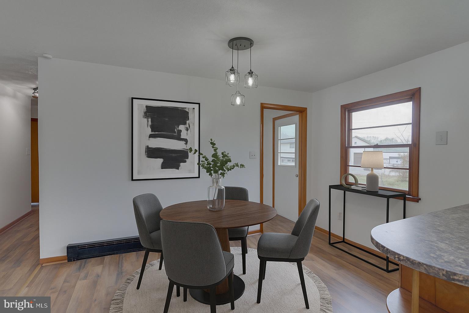 304 S REYMANN STREET