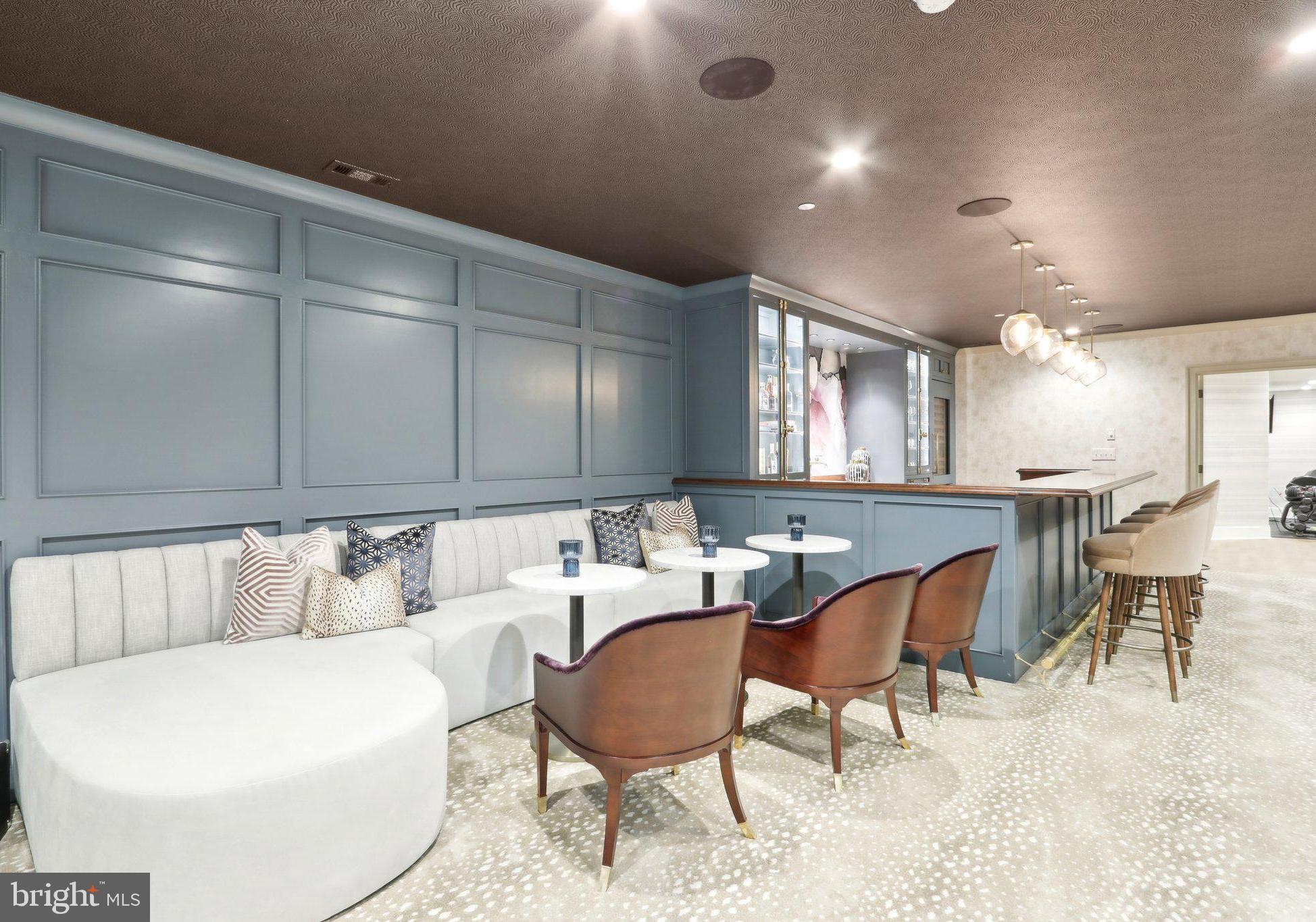 WHITE HORSE - Residential