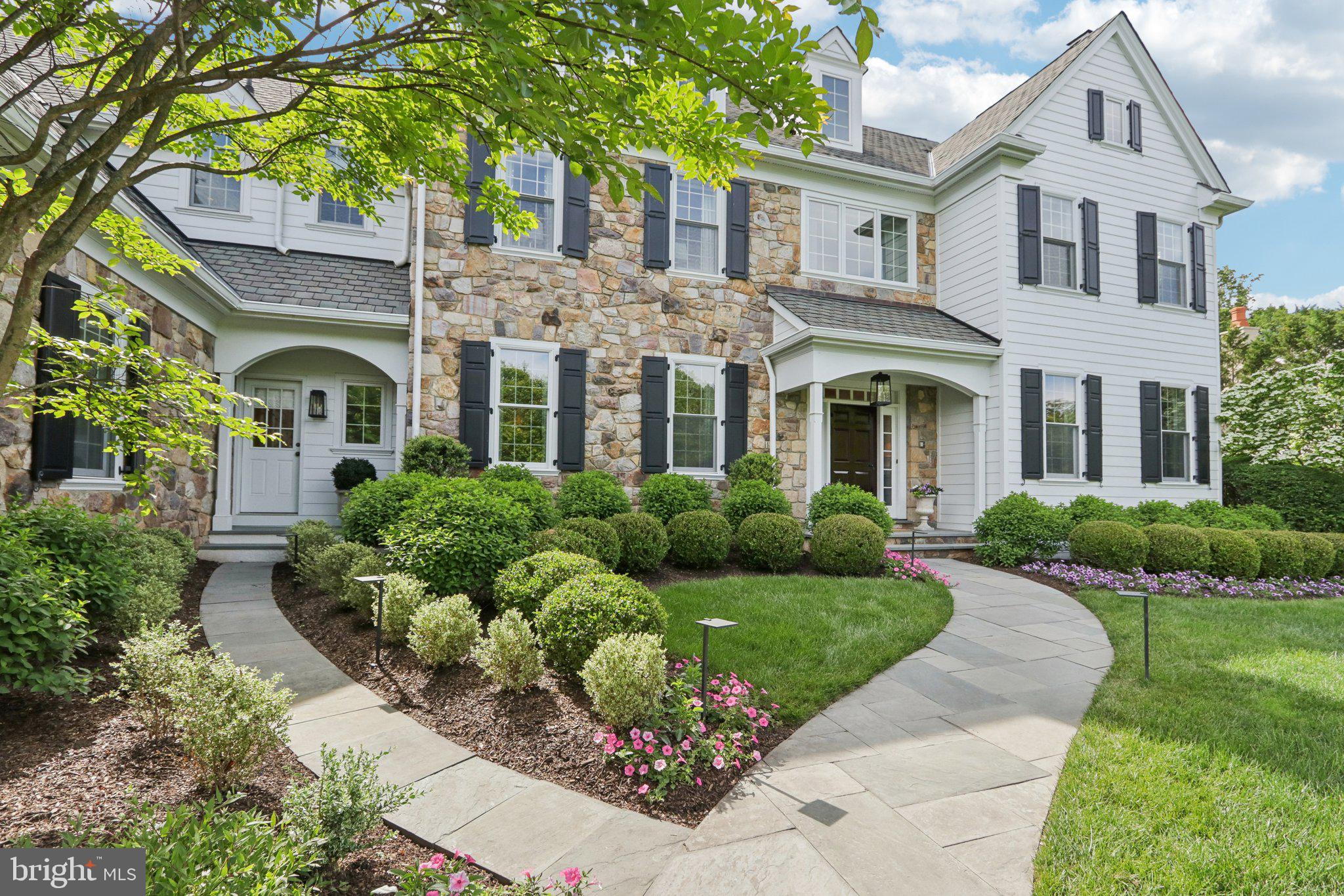 WHITE HORSE - Residential