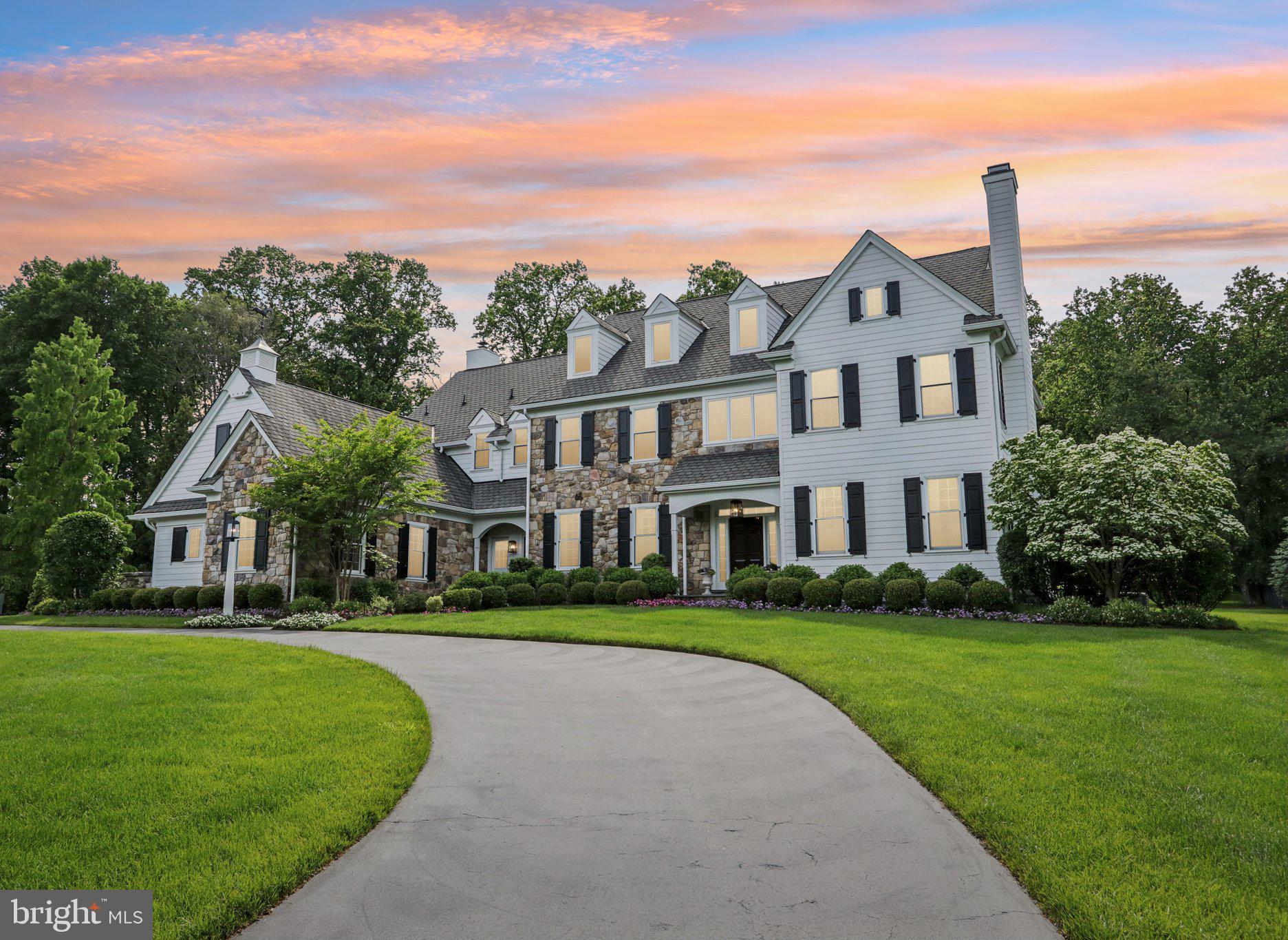 WHITE HORSE - Residential