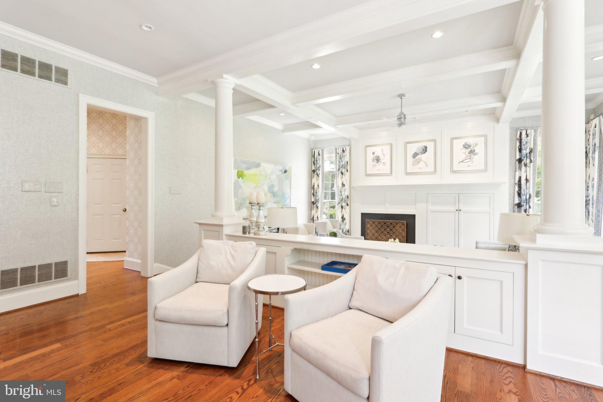 WHITE HORSE - Residential