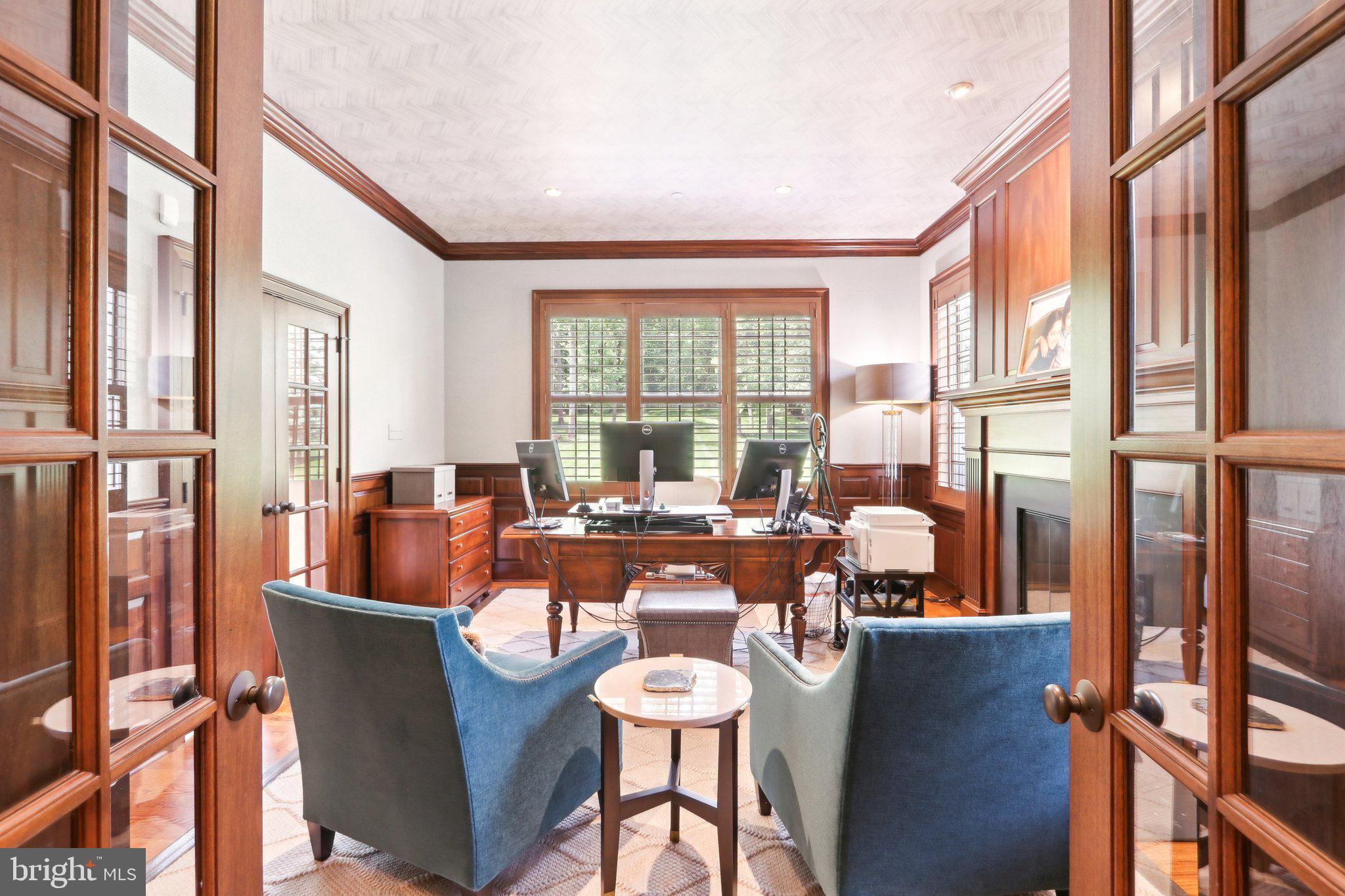 WHITE HORSE - Residential