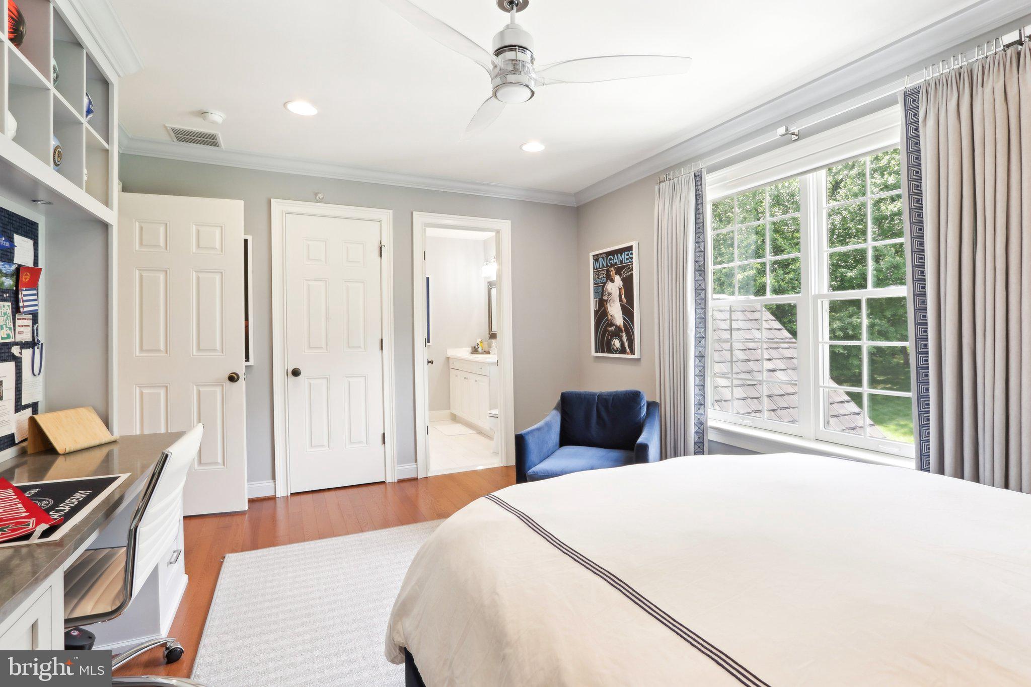 WHITE HORSE - Residential