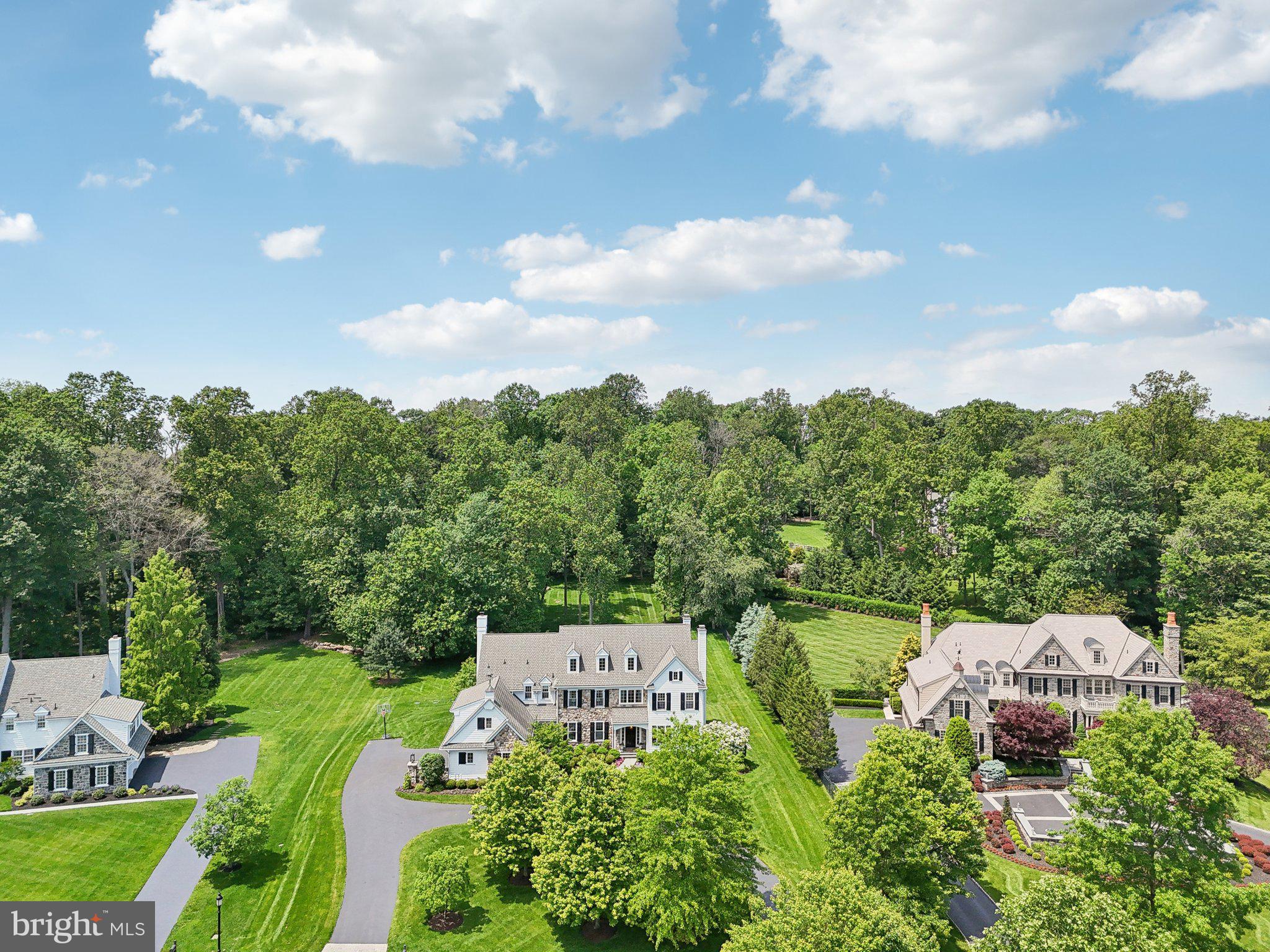 WHITE HORSE - Residential