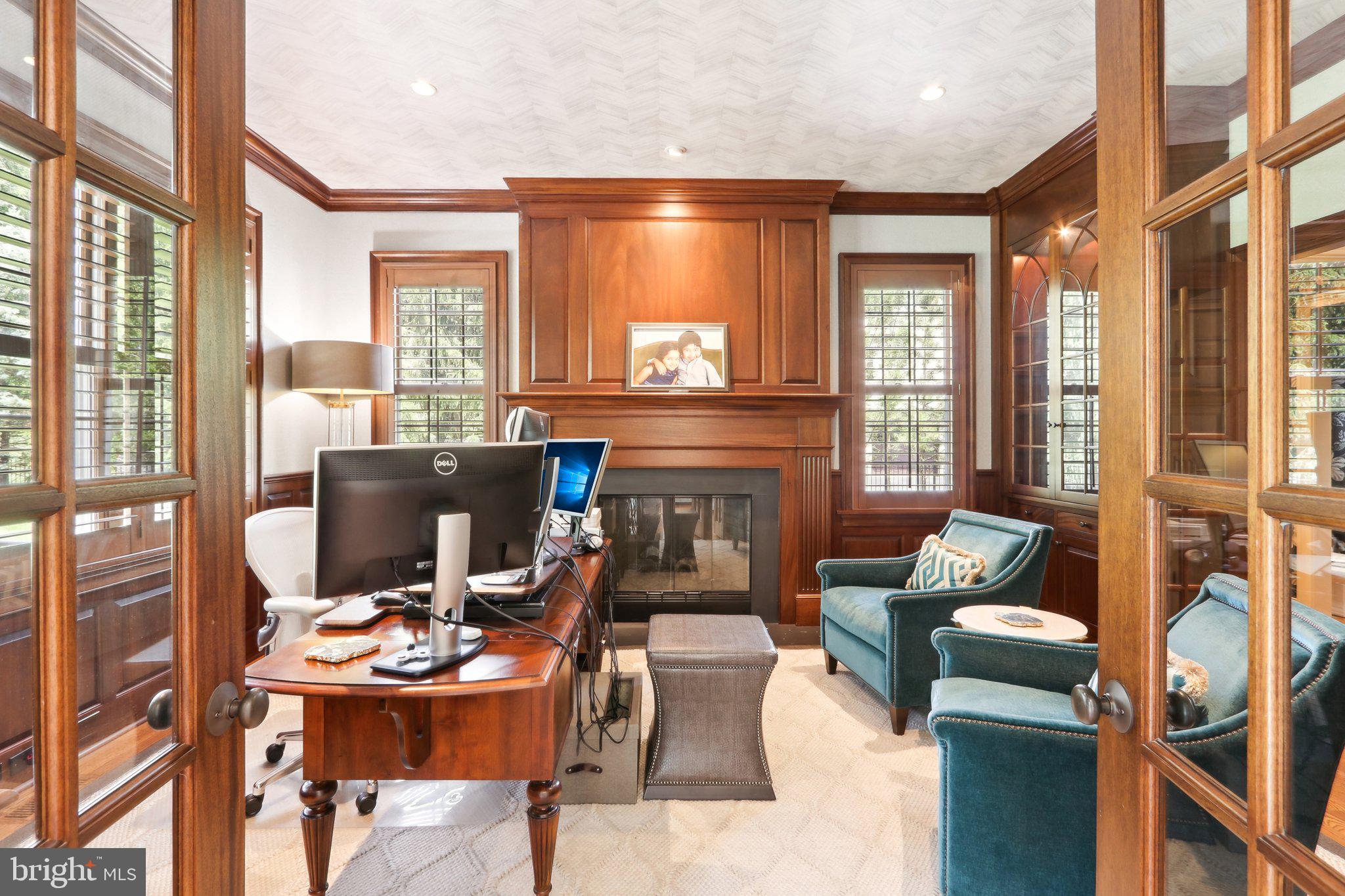 WHITE HORSE - Residential