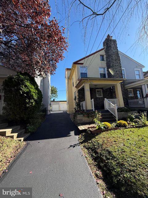 3830 ALBEMARLE AVENUE DREXEL HILL PA 19026