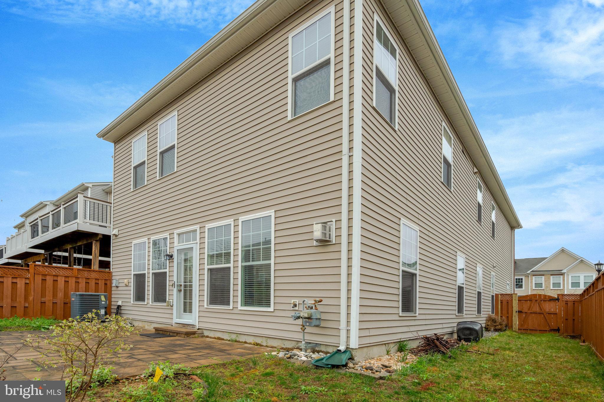 STONE RIDGE SOUTH - Residential Lease