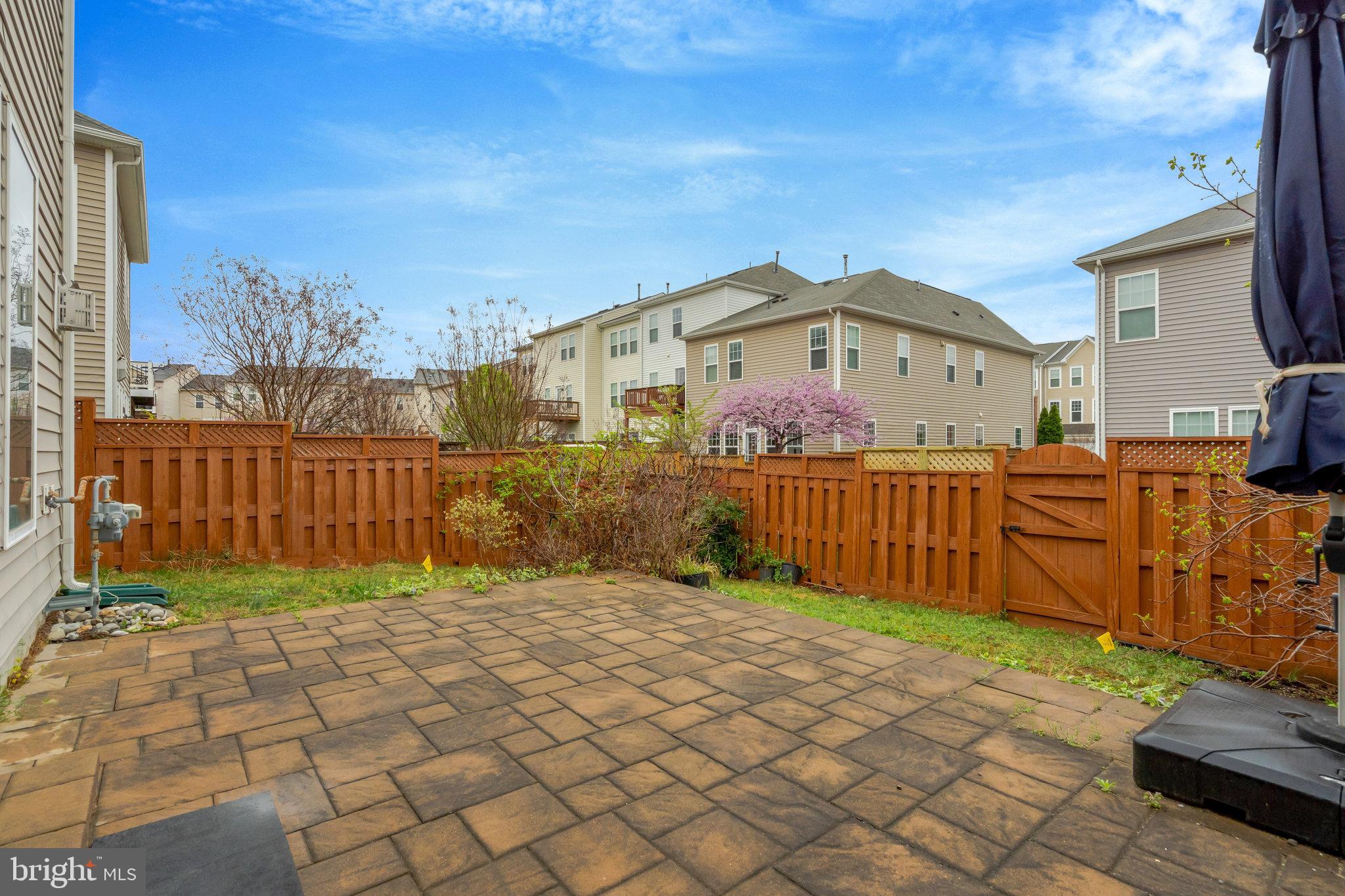 STONE RIDGE SOUTH - Residential Lease